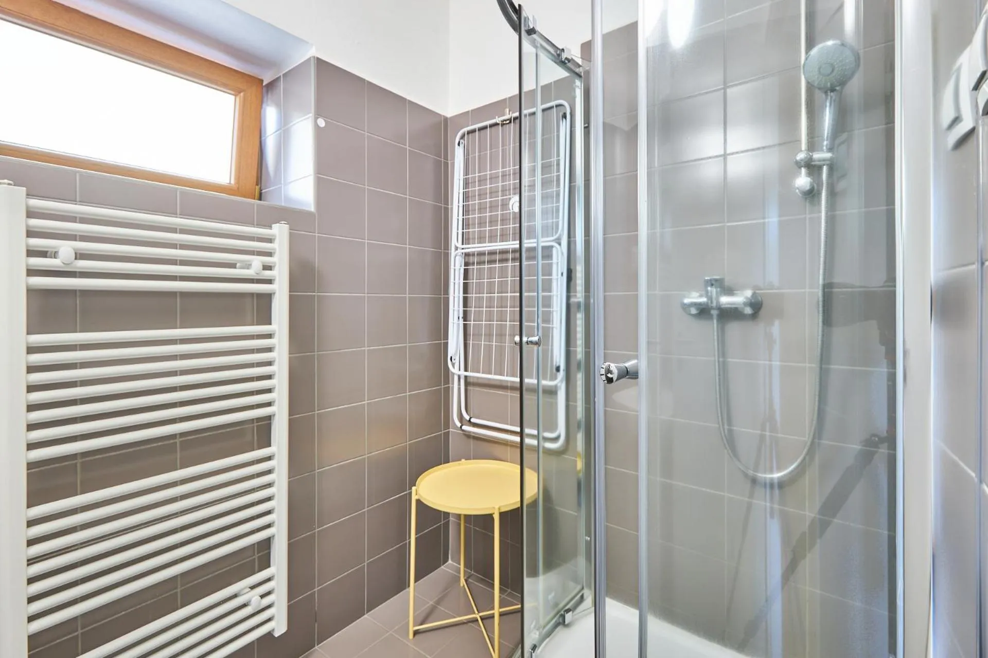 Bathroom in Villa Gap apartments