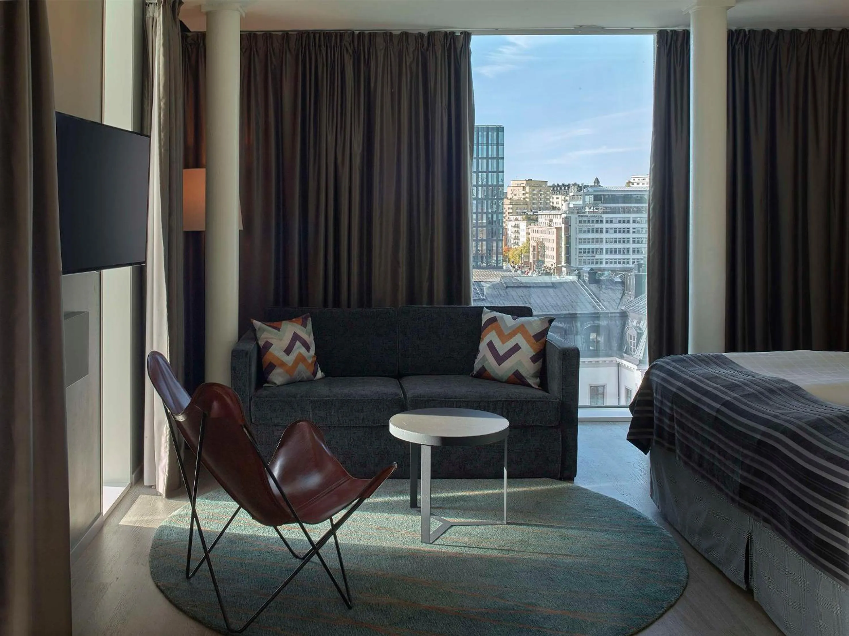 Bedroom, Bed in Scandic Continental