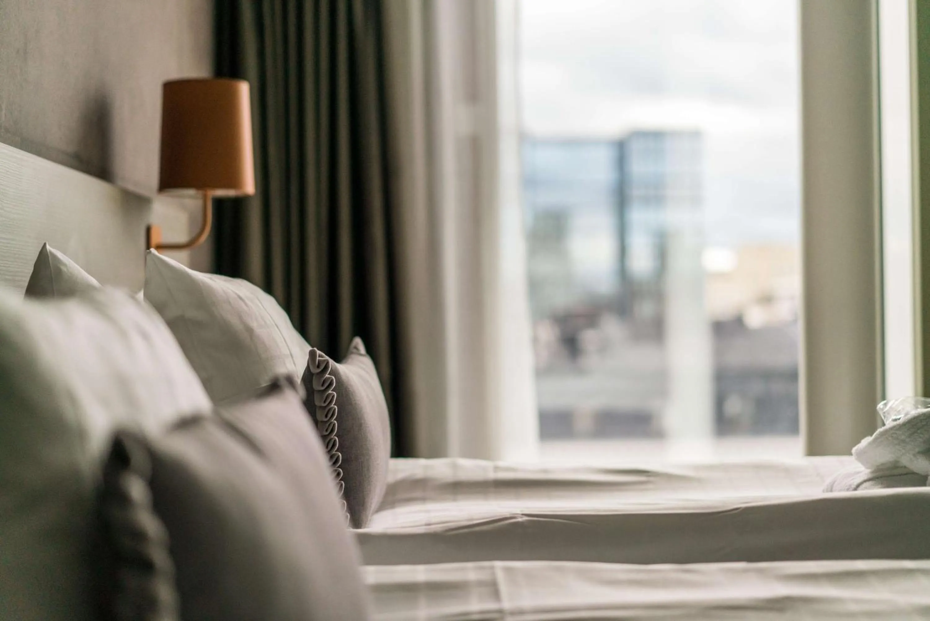 Bedroom, Bed in Scandic Continental