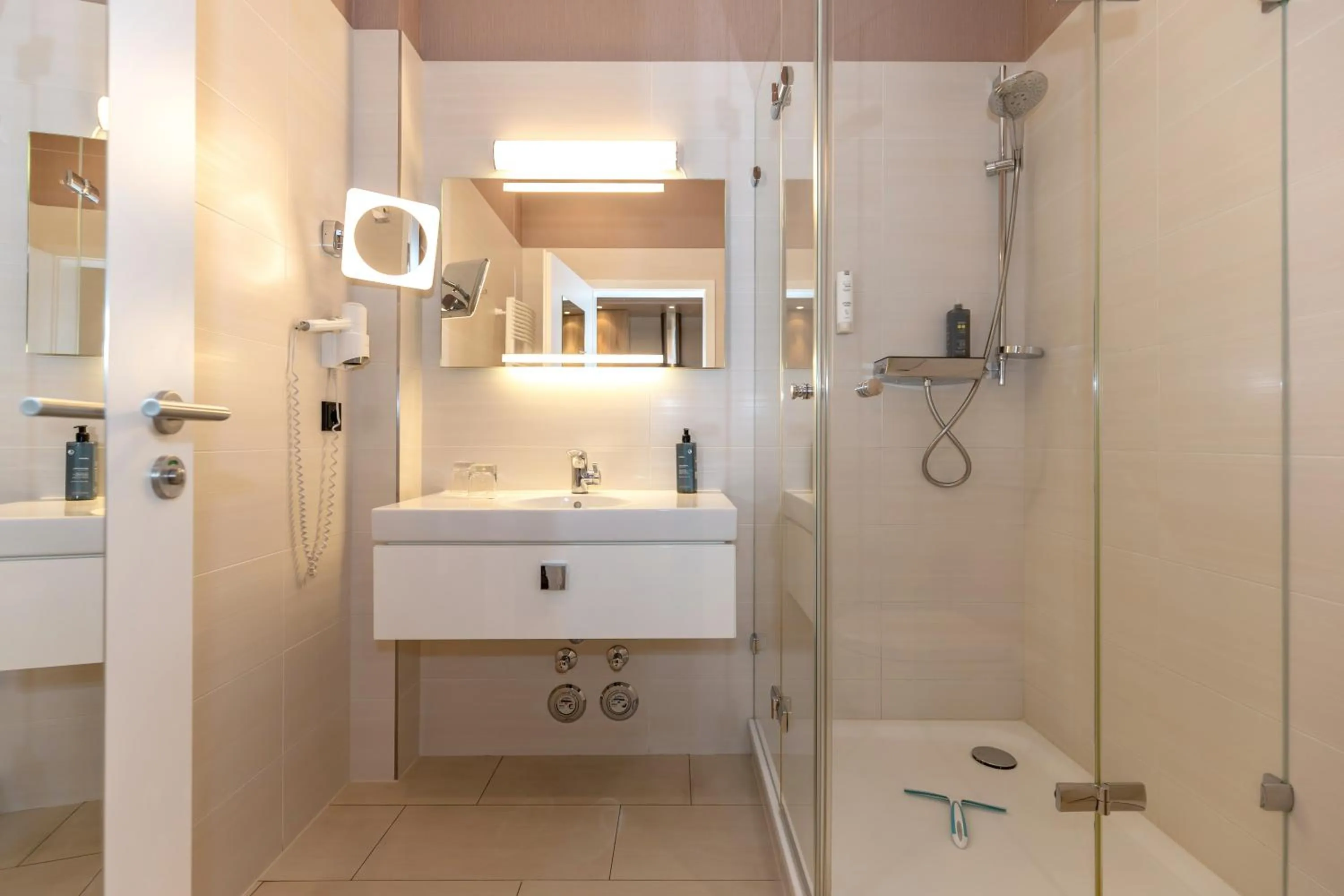 Bathroom in HOTEL am STRAND