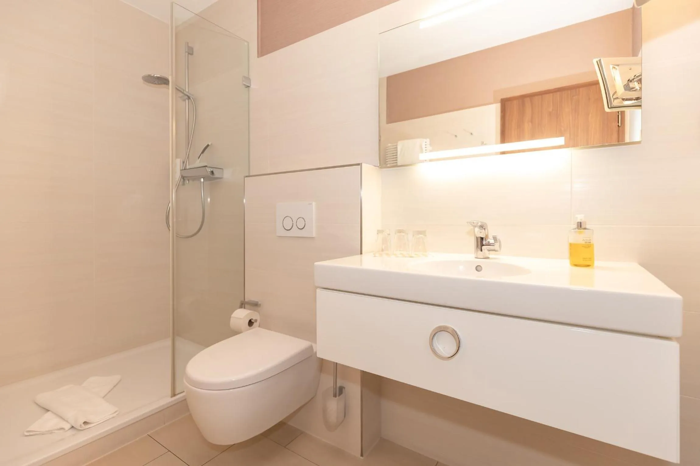 Bathroom in HOTEL am STRAND