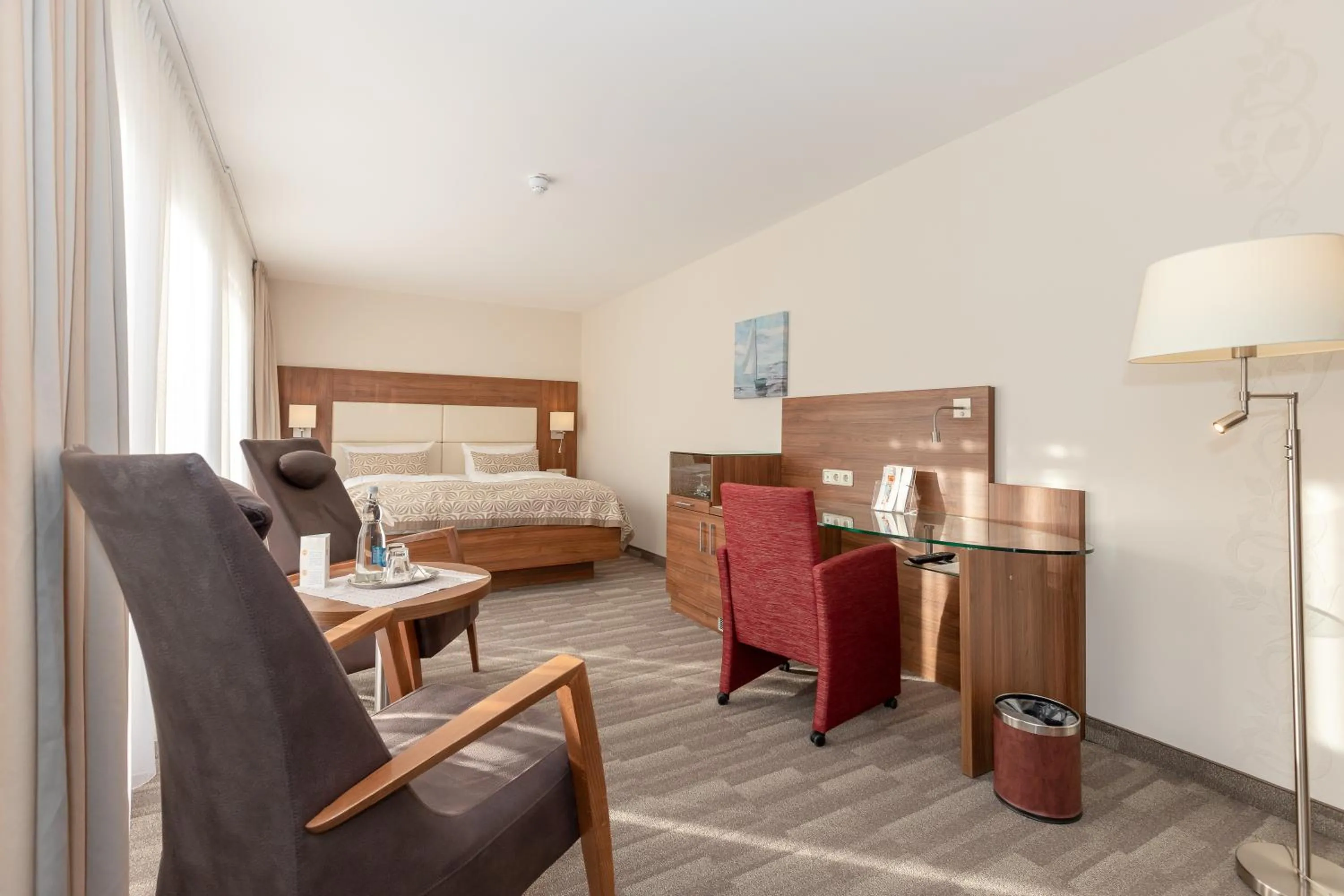 Photo of the whole room, Bed in HOTEL am STRAND