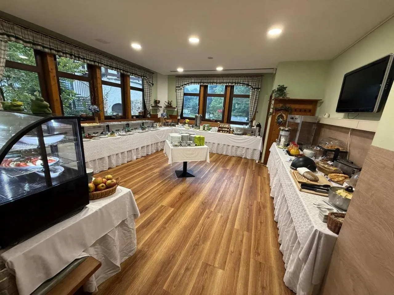 Restaurant/places to eat in Neue Mühle Kleines Landhotel