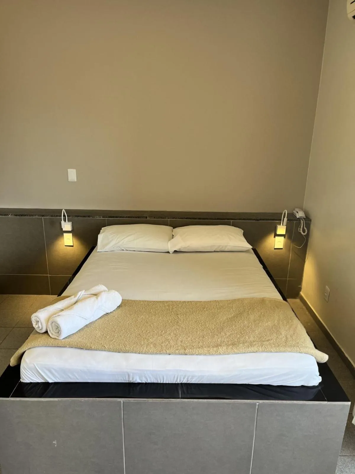 Bedroom, Bed in Hotel Viena