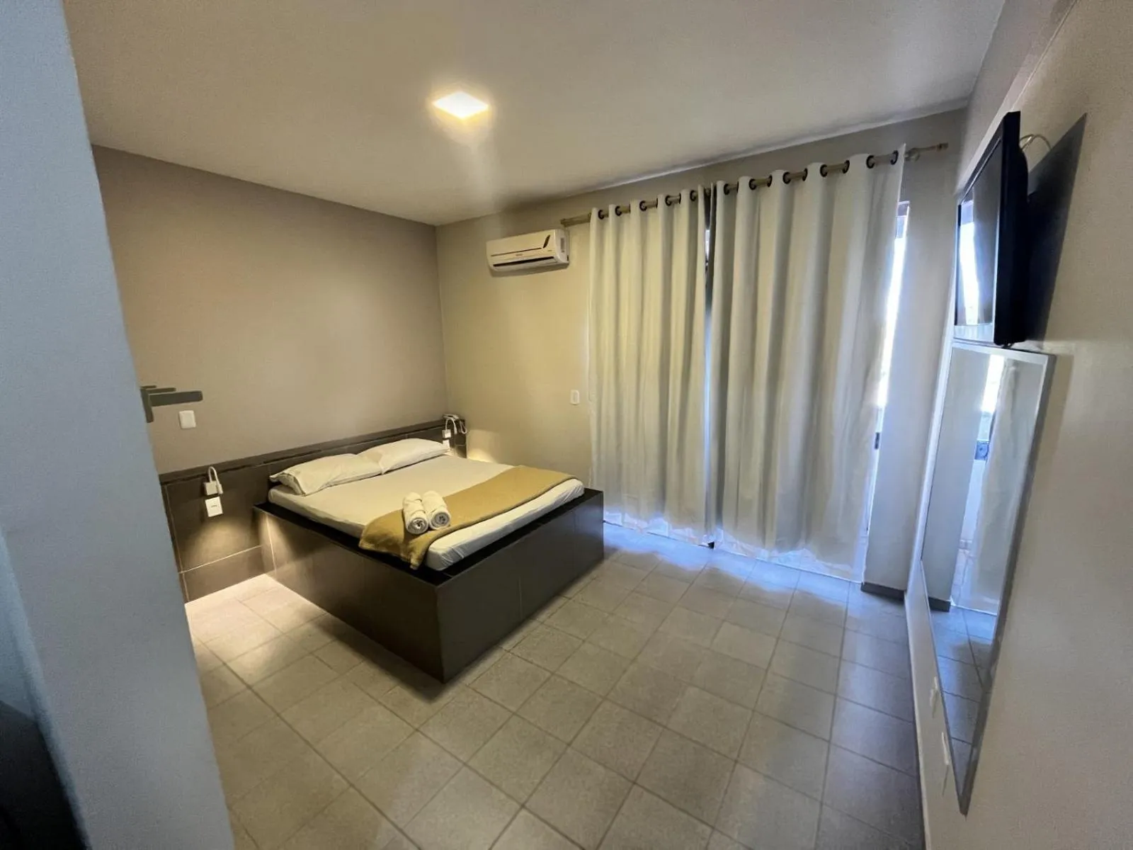 Bedroom, Bed in Hotel Viena