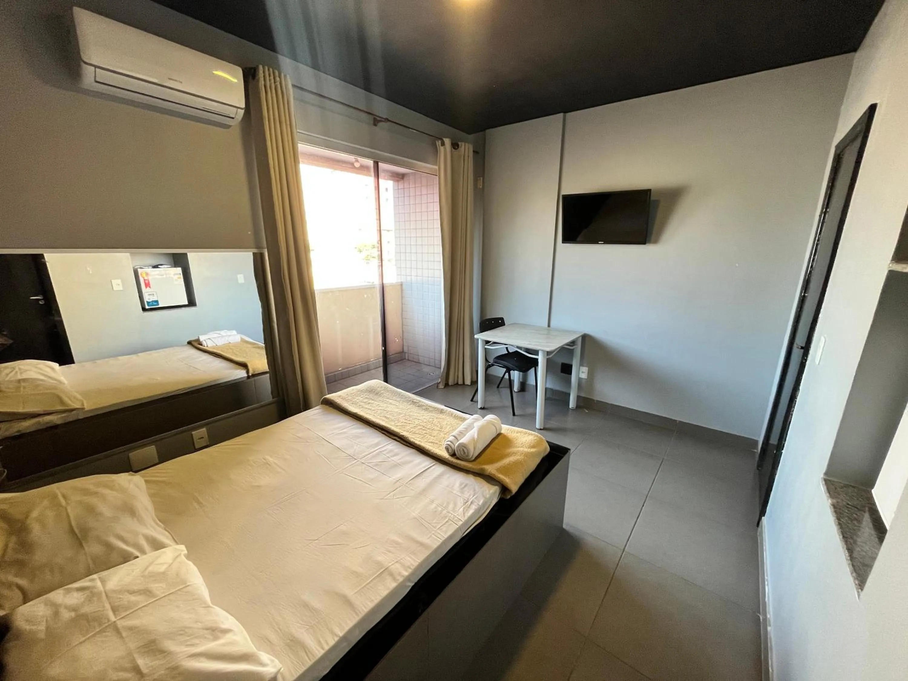 Bedroom, Bed in Hotel Viena