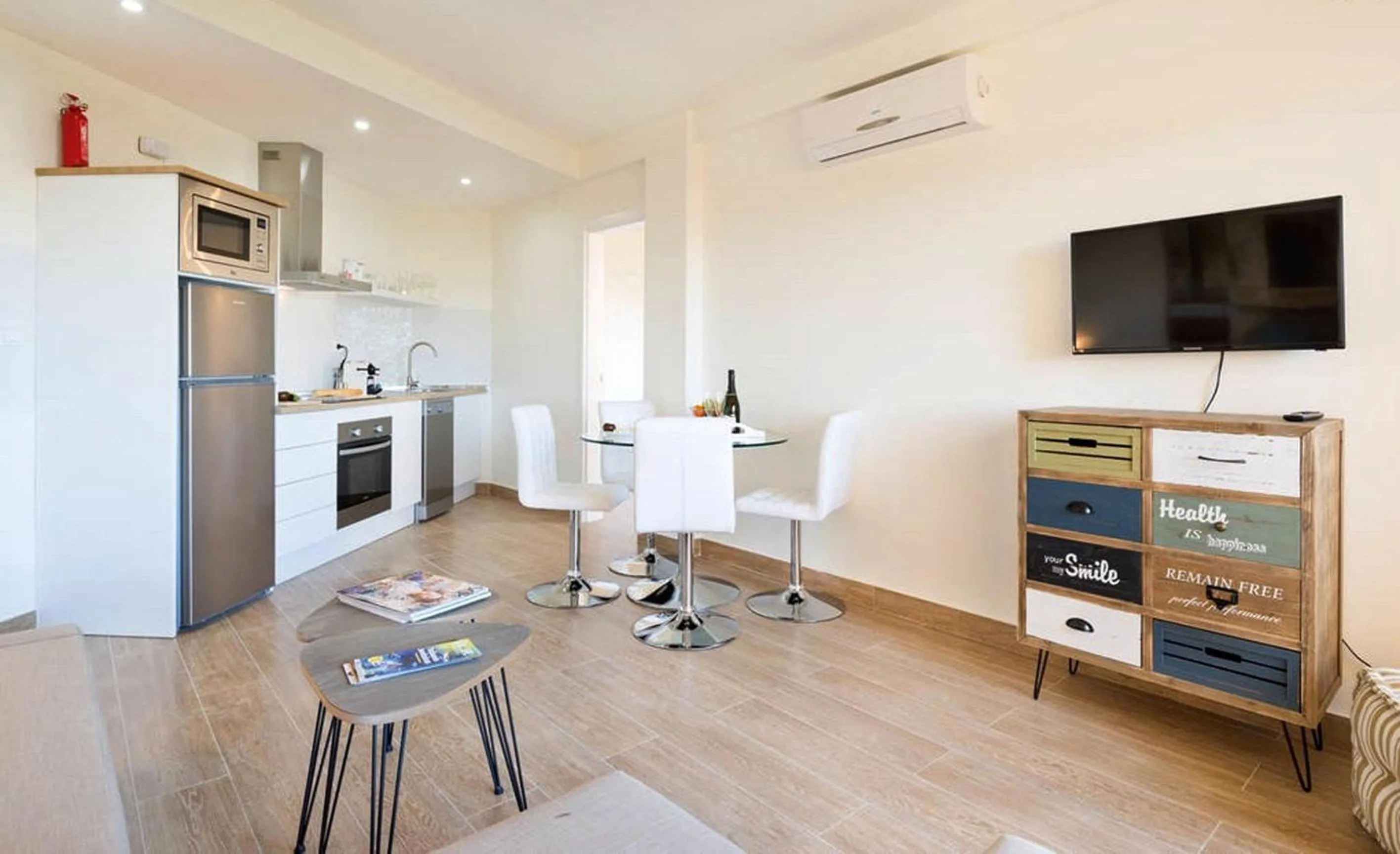 TV and multimedia in Apartment Club Playa Flores
