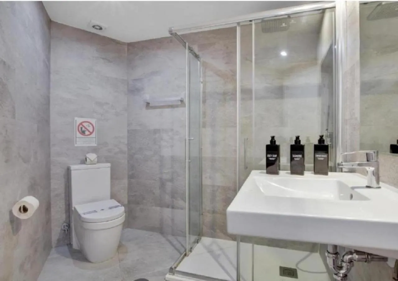 Bathroom in Apartment Club Playa Flores