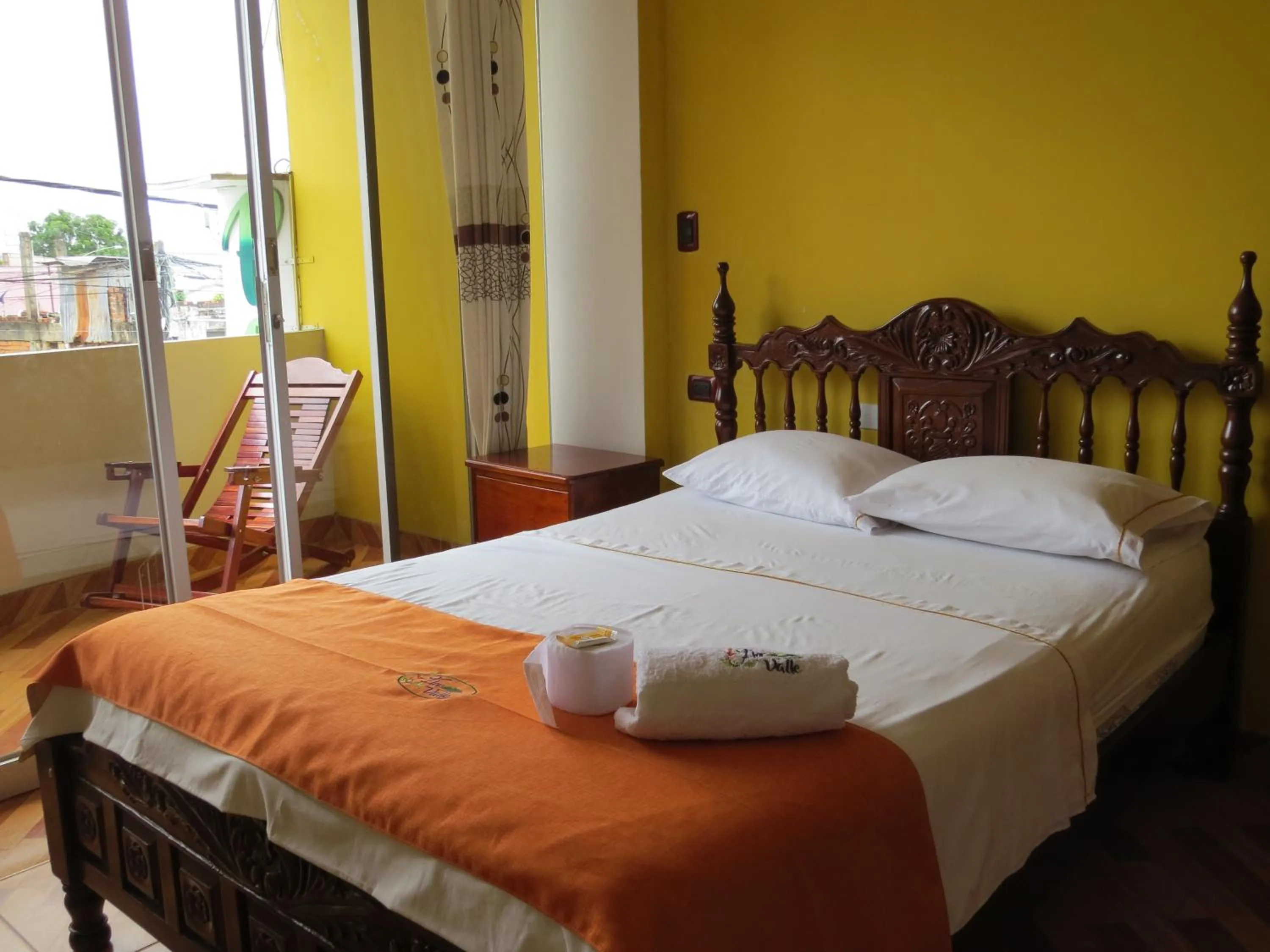 Photo of the whole room, Bed in Flor del Valle Posada