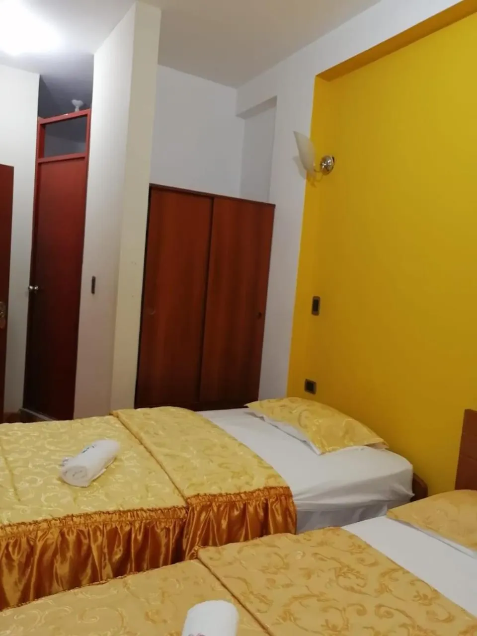 Photo of the whole room, Bed in Flor del Valle Posada