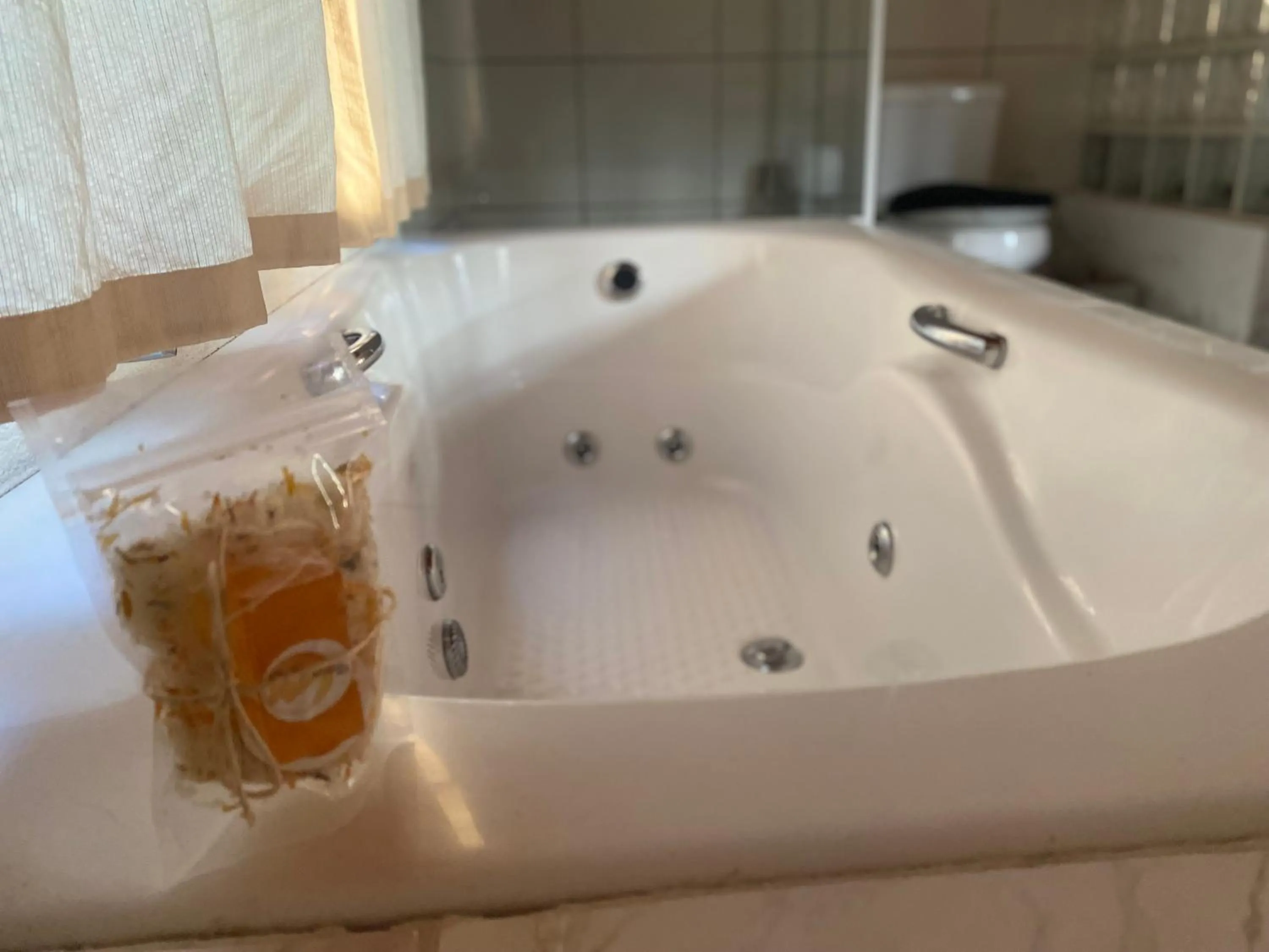 Hot Tub in Pousada Chalés da Lua