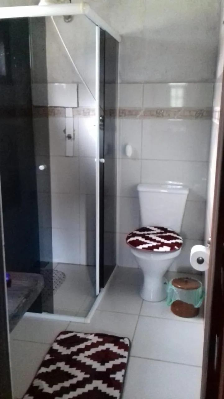 Toilet in Pousada Chalés da Lua