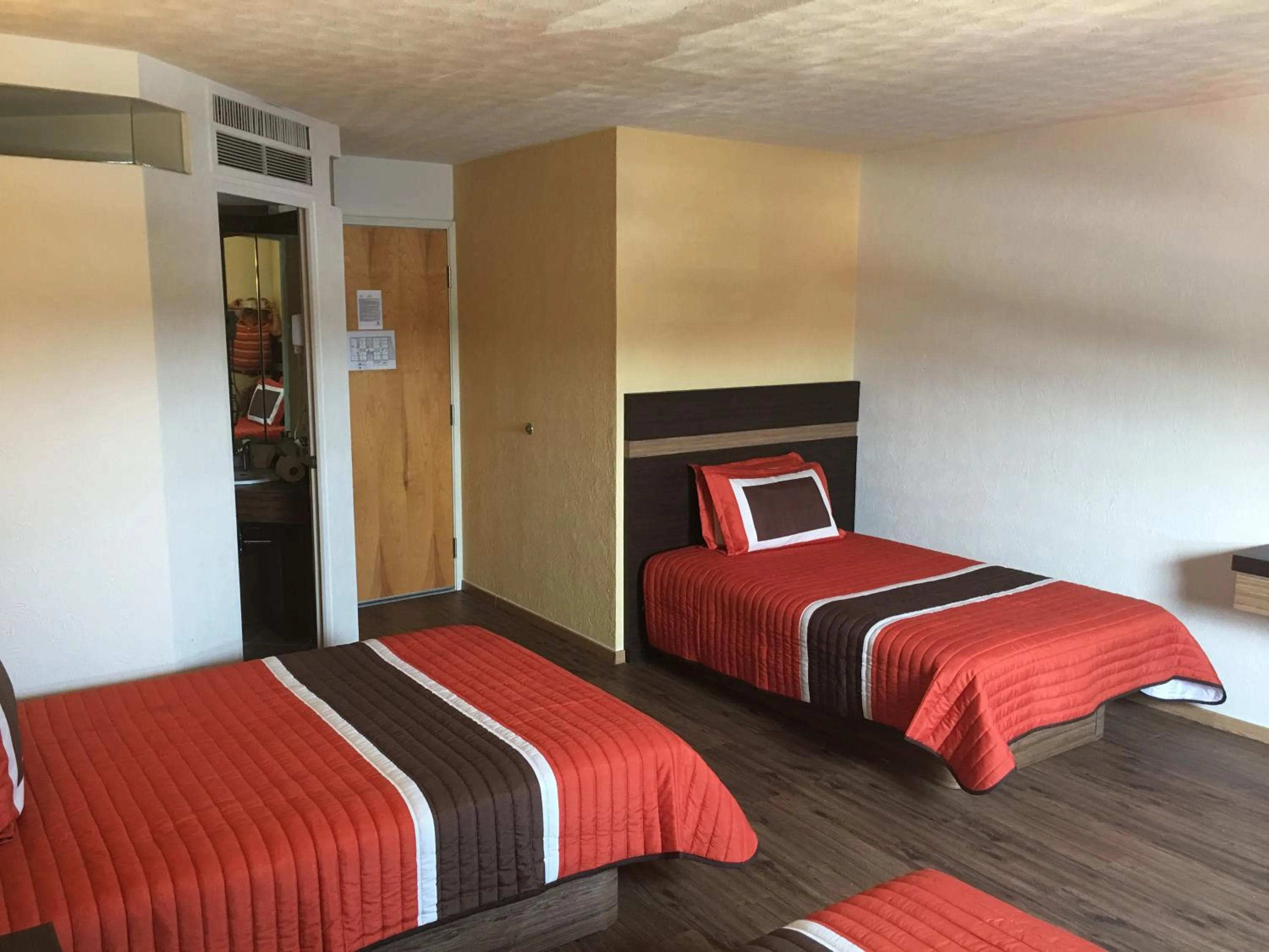 Other, Bed in Ibeurohotel Guadalajara Expo