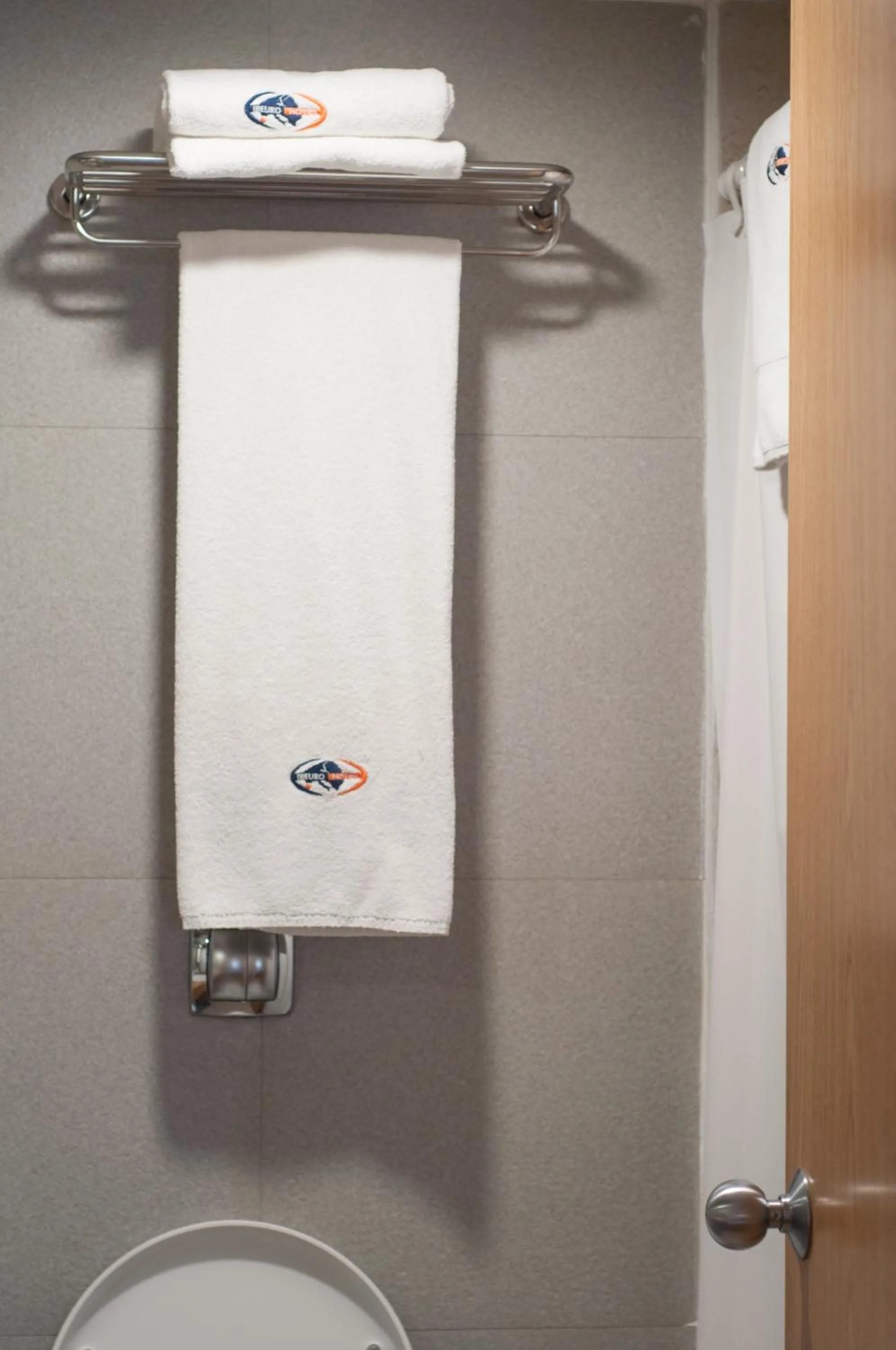 Bathroom in Ibeurohotel Guadalajara Expo