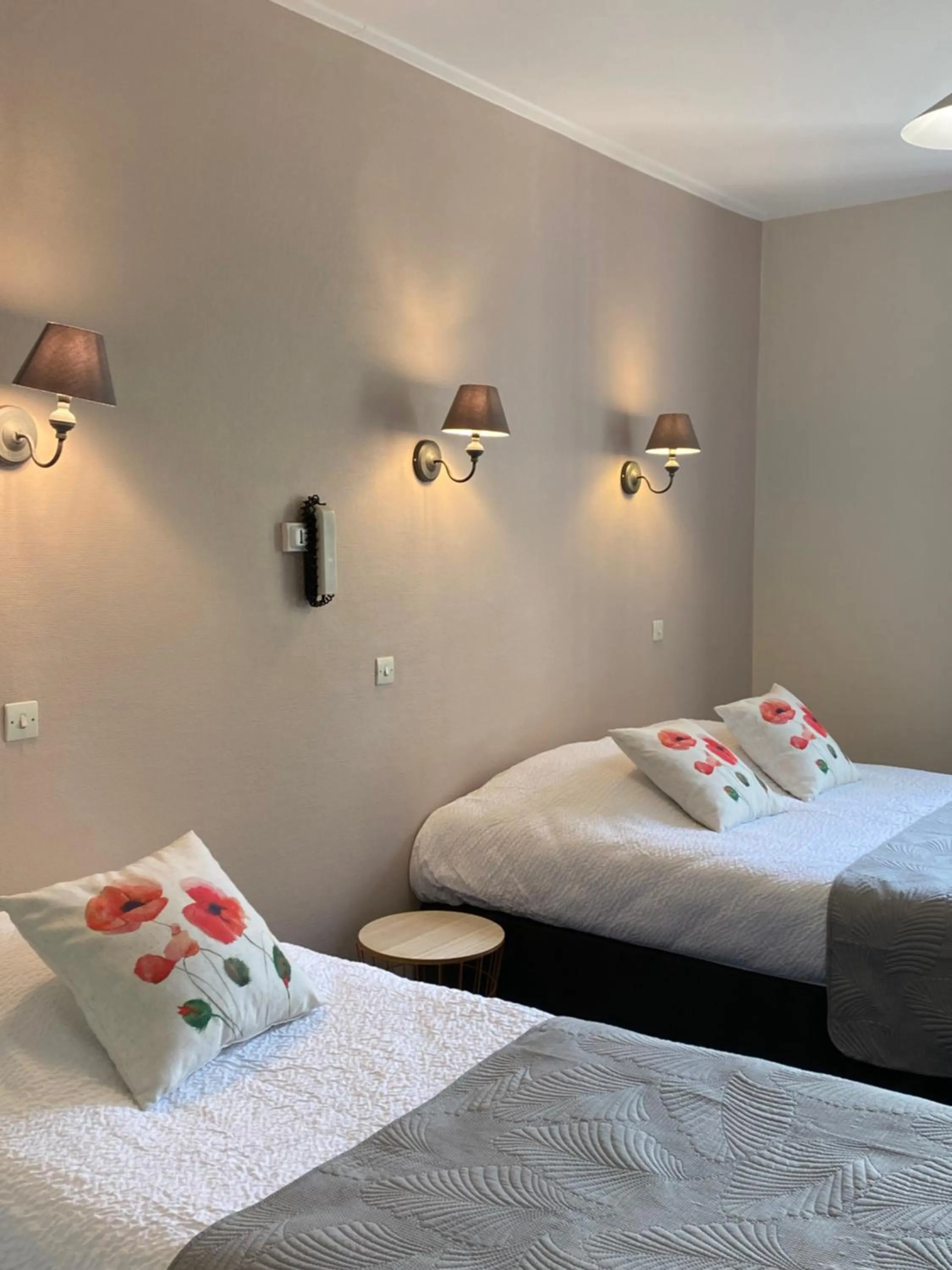 Bed in Grand Hôtel De La Poste