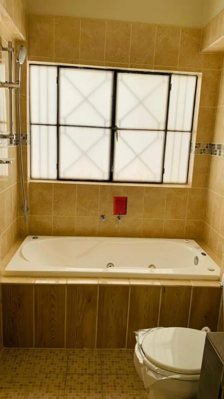 Bath in Hotel Doña Chela En Calvillo