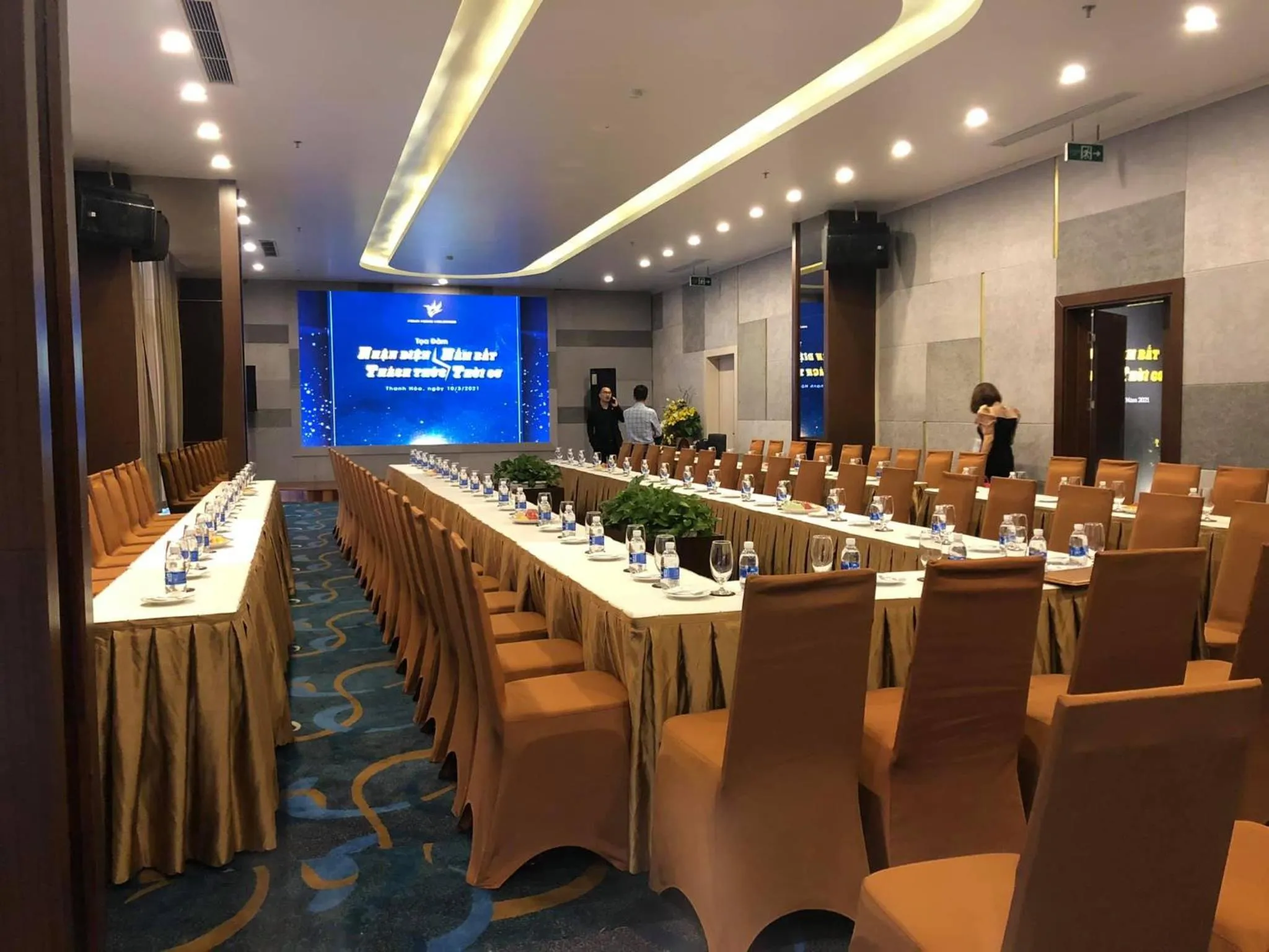 Restaurant/places to eat in Central Hotel Thanh Hoa