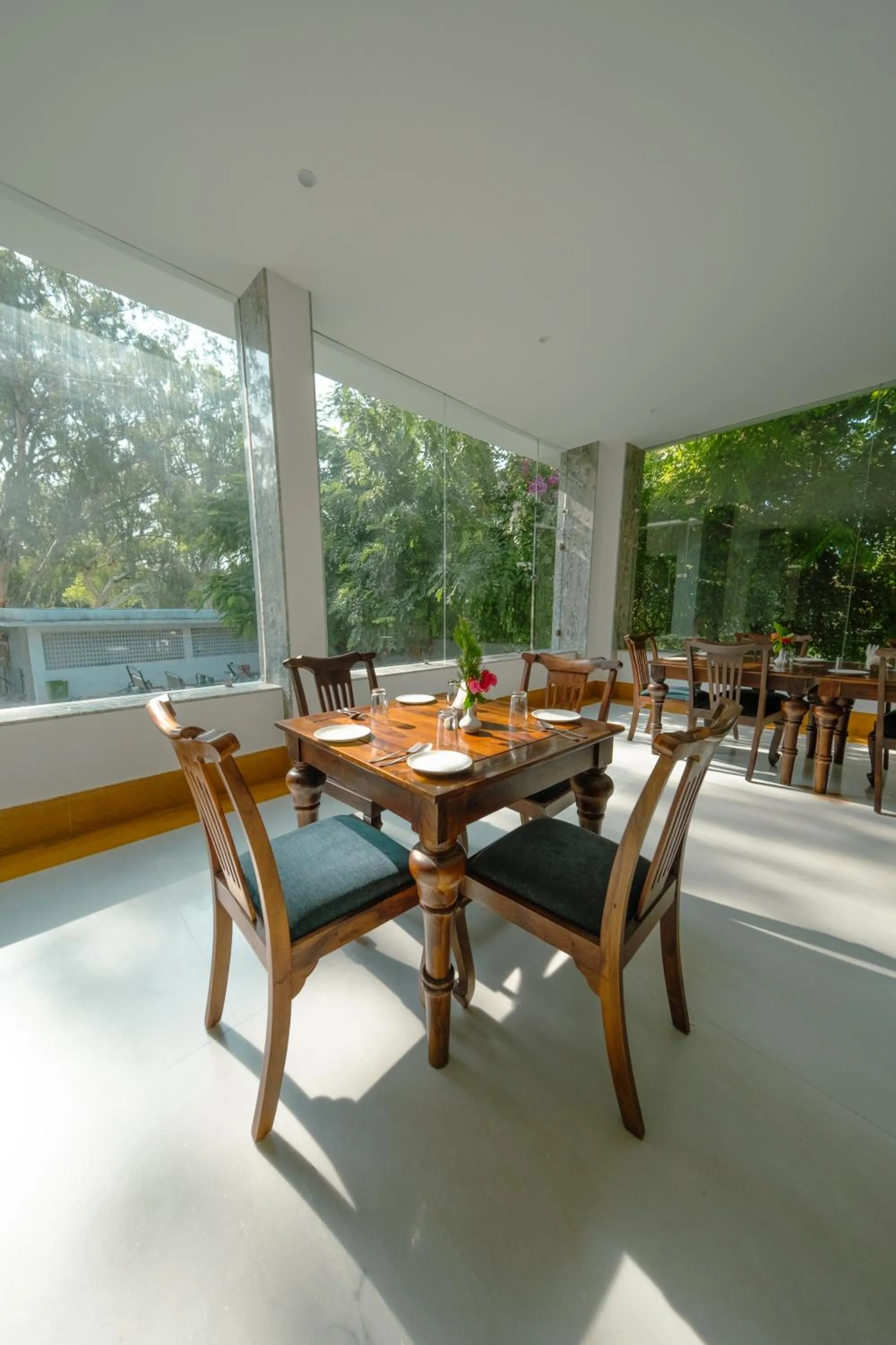 Restaurant/places to eat in Ranakpur Safari Resort