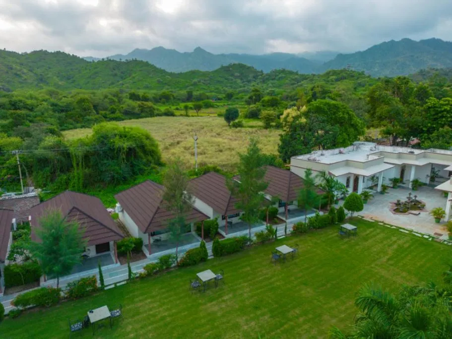 Property building in Ranakpur Safari Resort