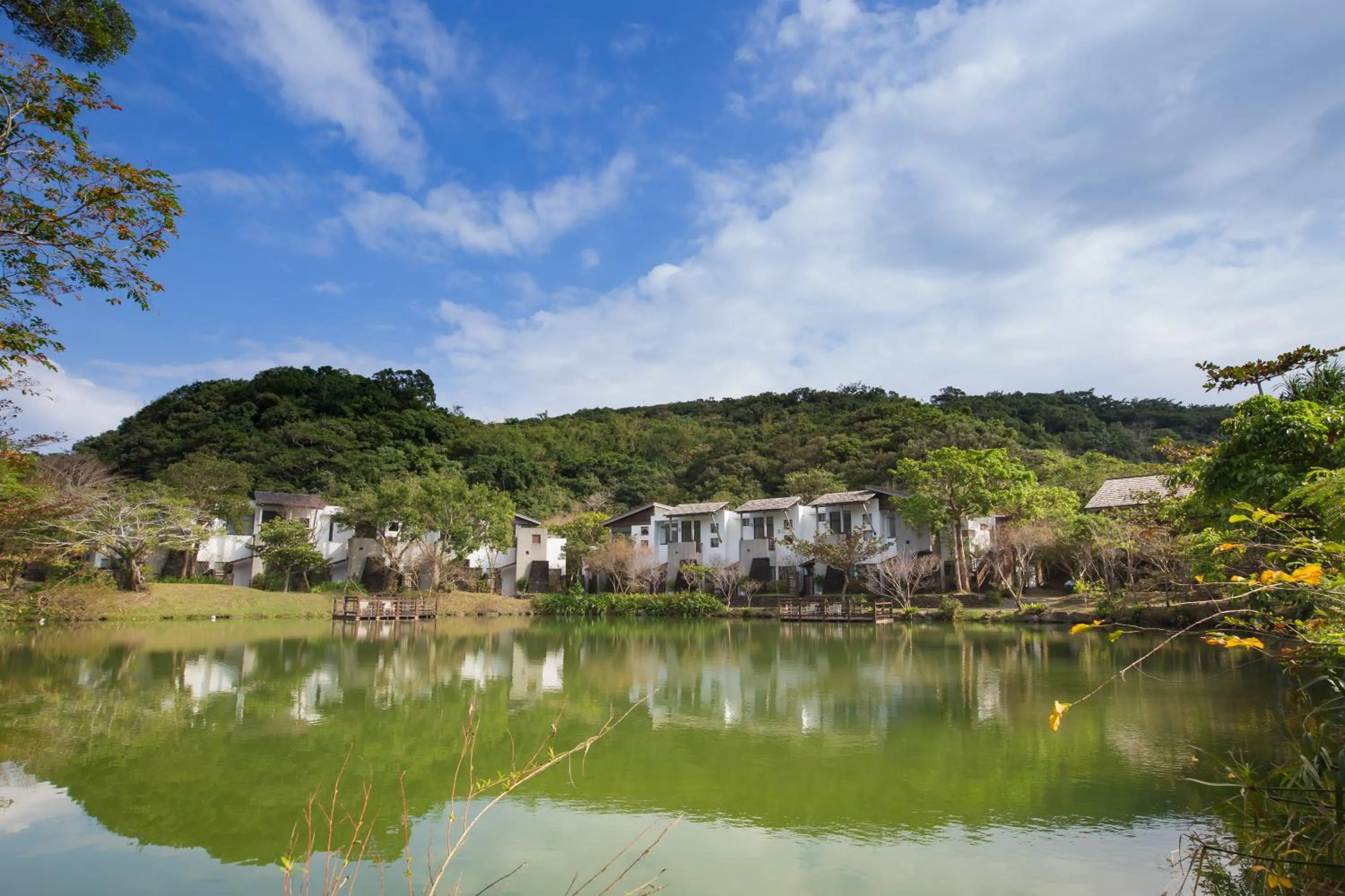 Fishing in Mudanwan Villa