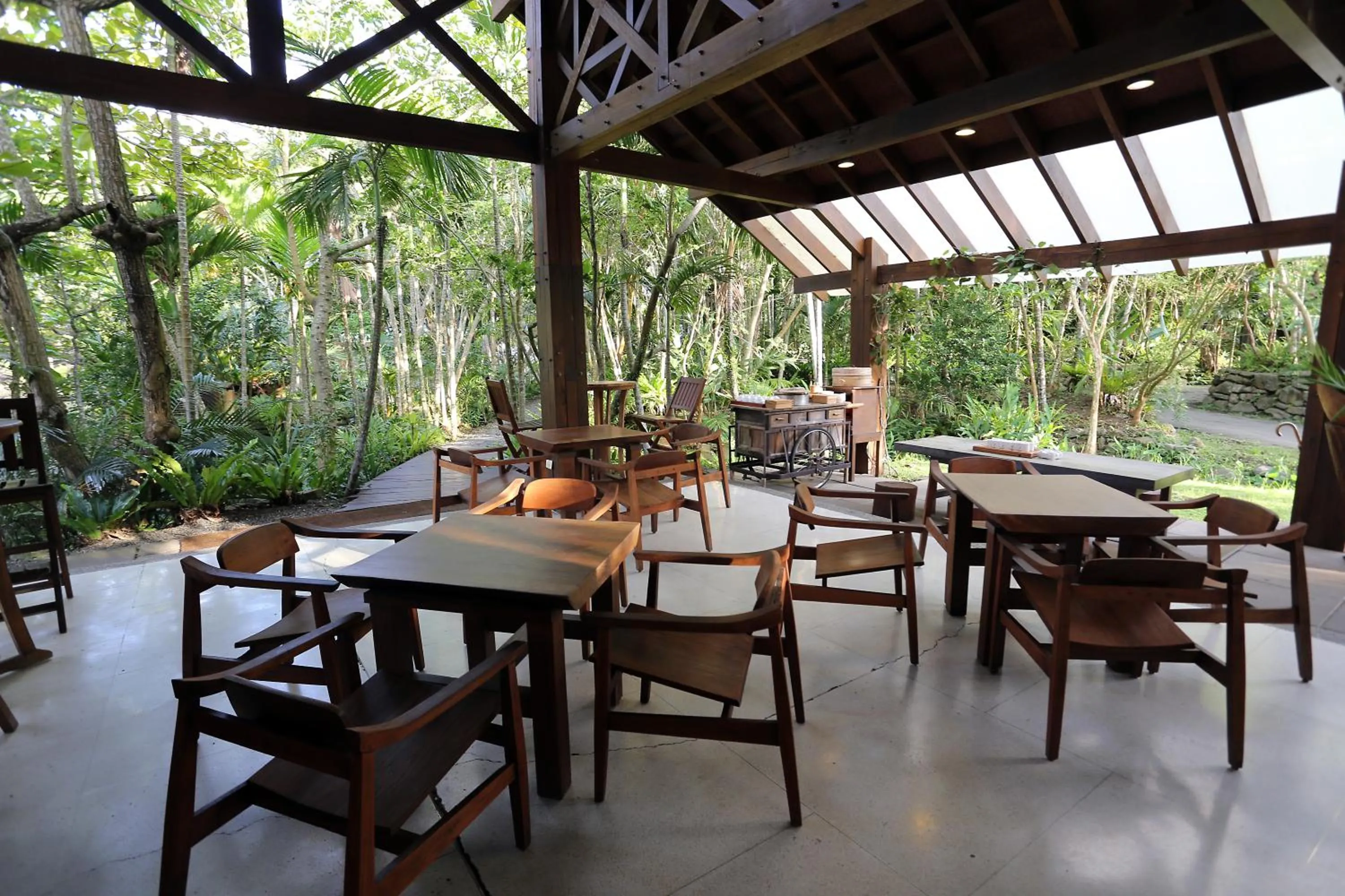 Patio in Mudanwan Villa