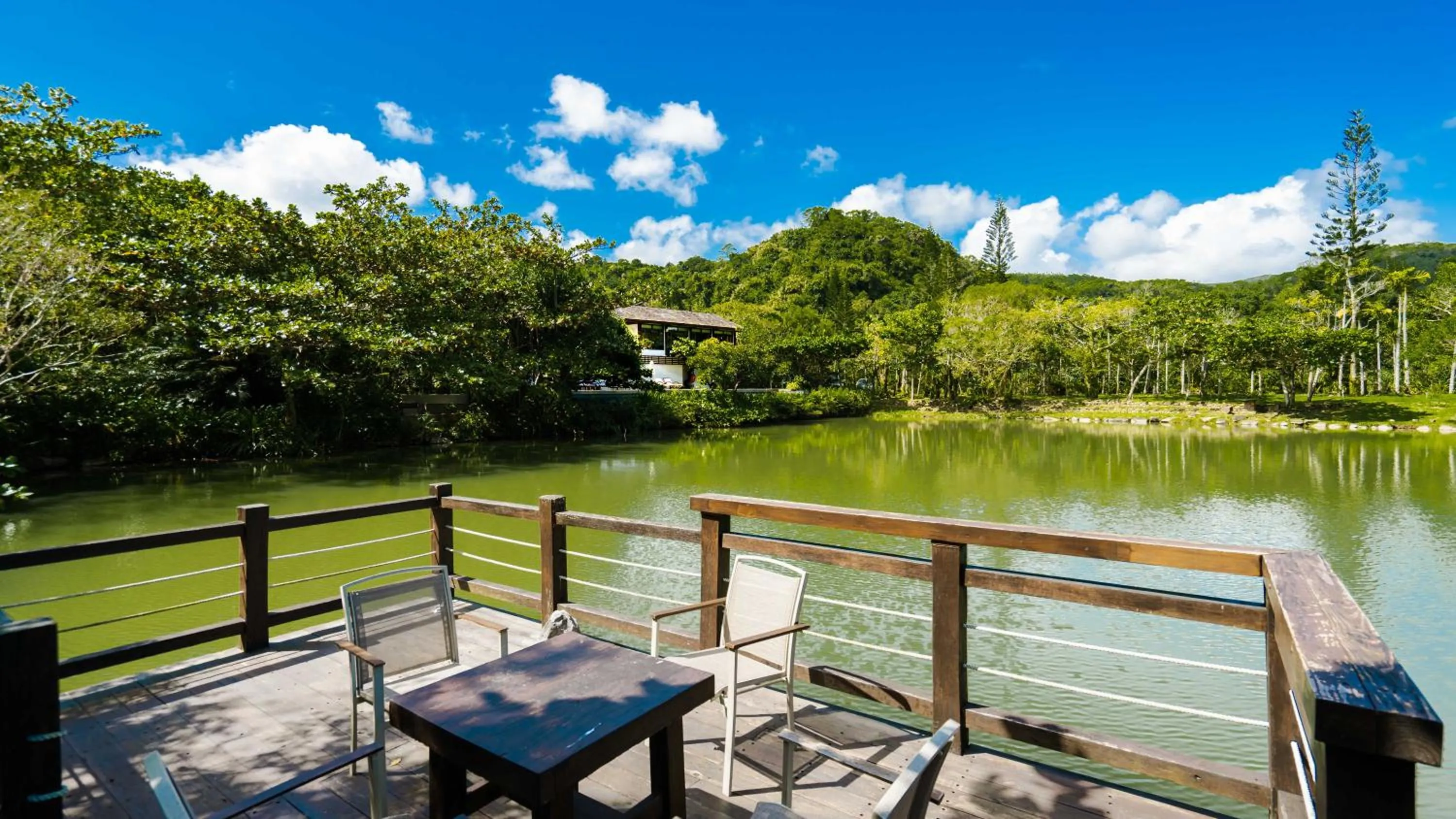 Lake view in Mudanwan Villa