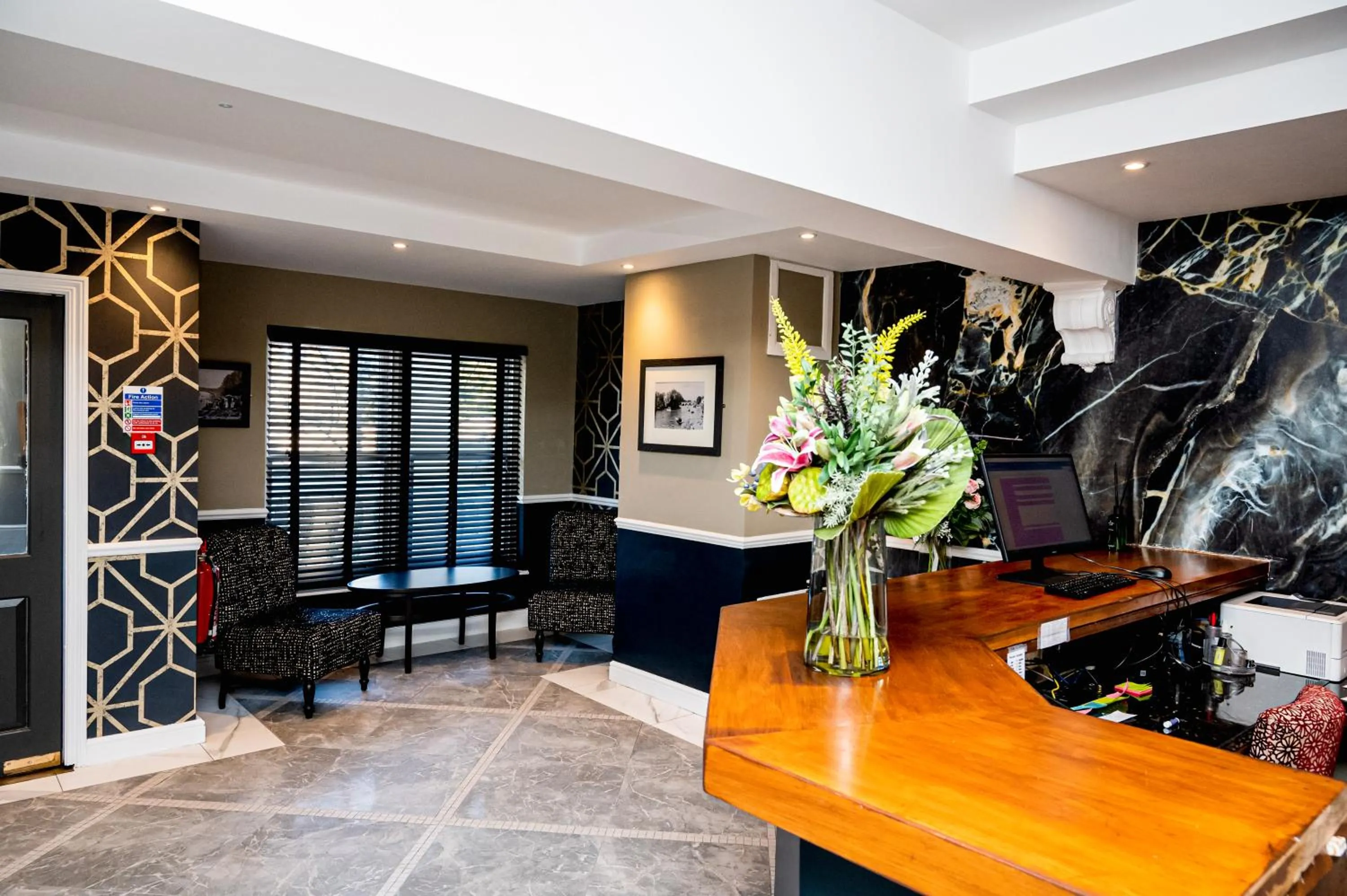 Text overlay in Thames Riviera Hotel, Sure Hotel Collection by Best Western