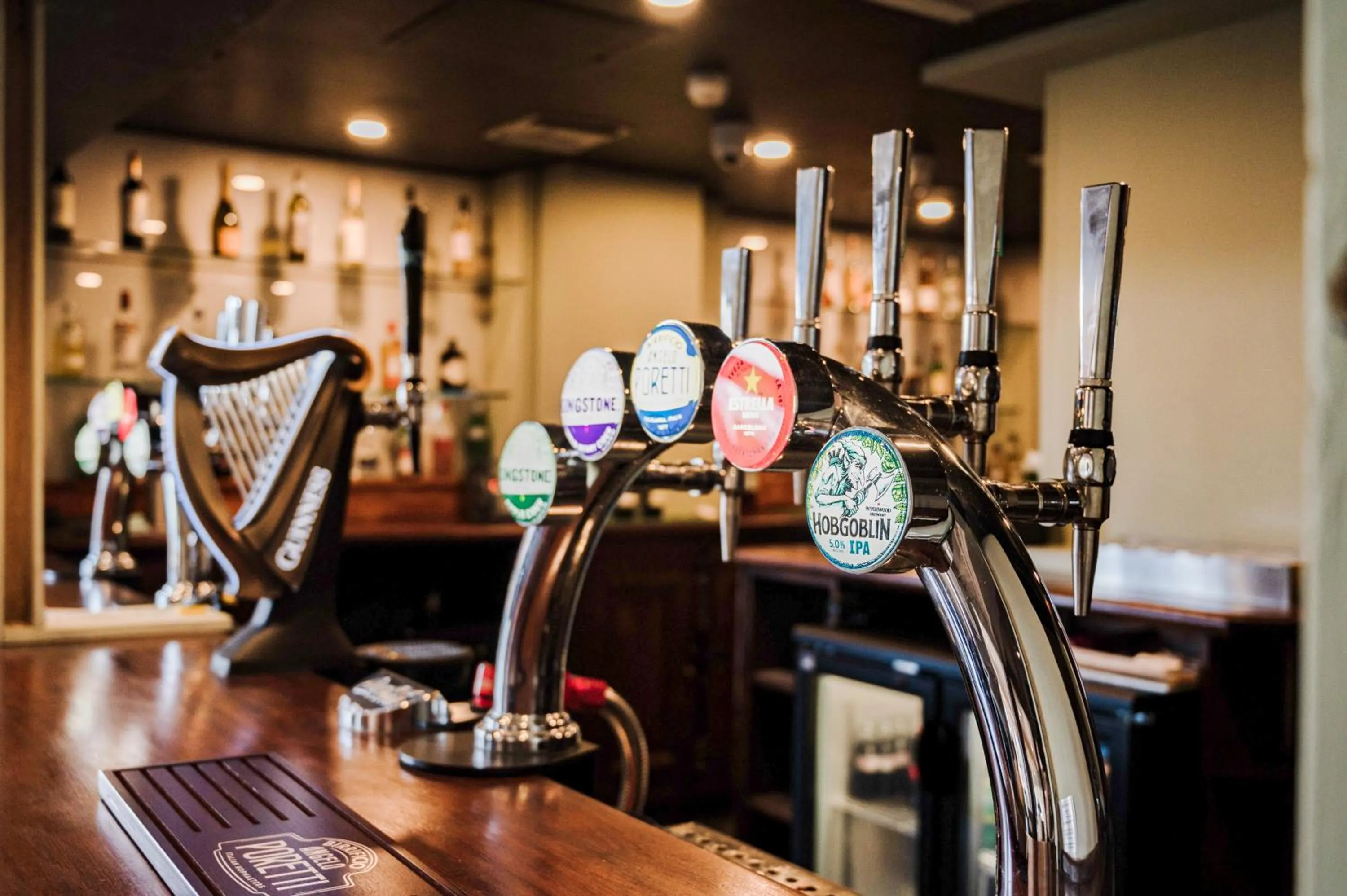 Lounge or bar in Thames Riviera Hotel, Sure Hotel Collection by Best Western