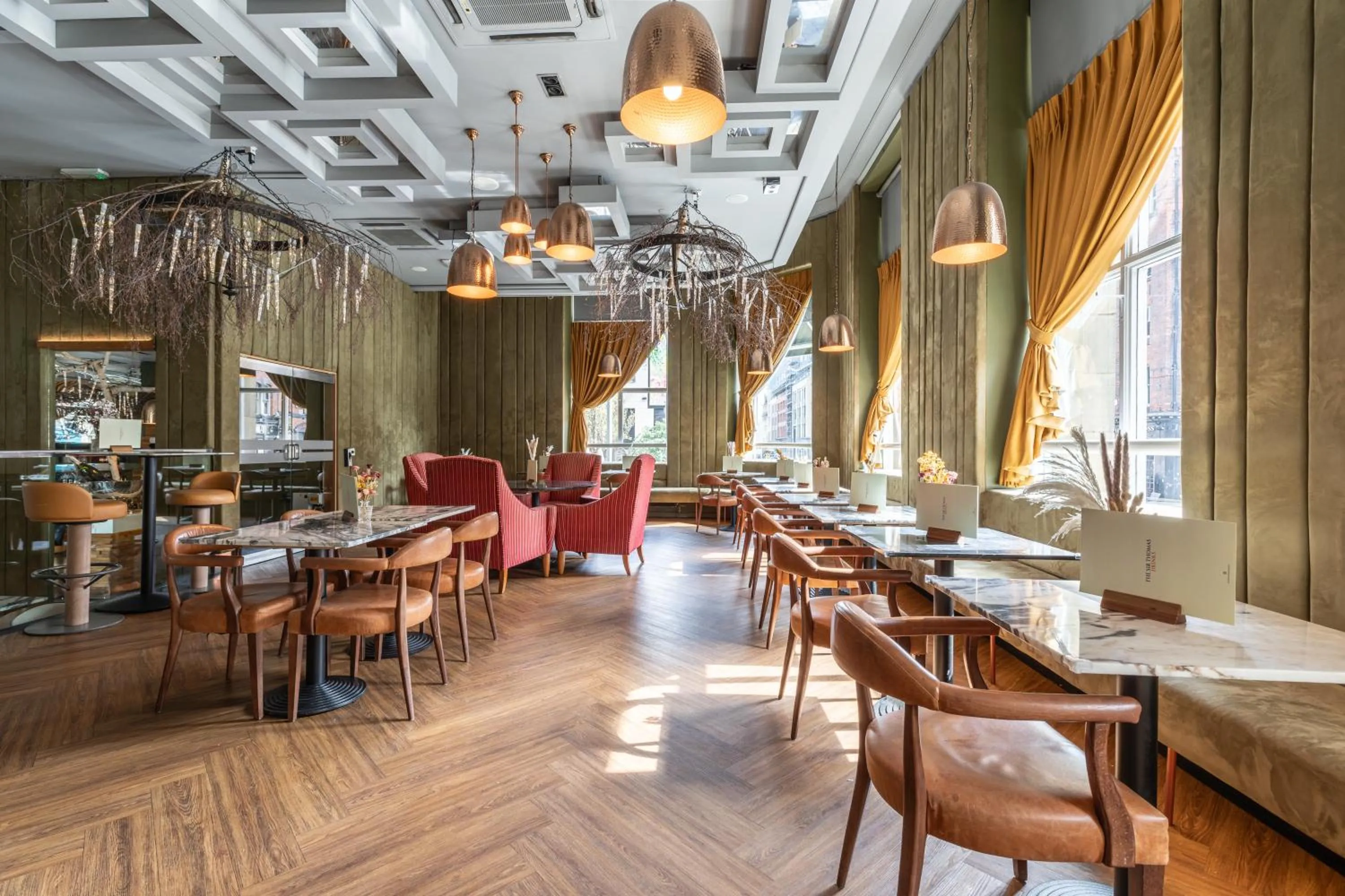 Lounge or bar in The Sir Thomas Hotel