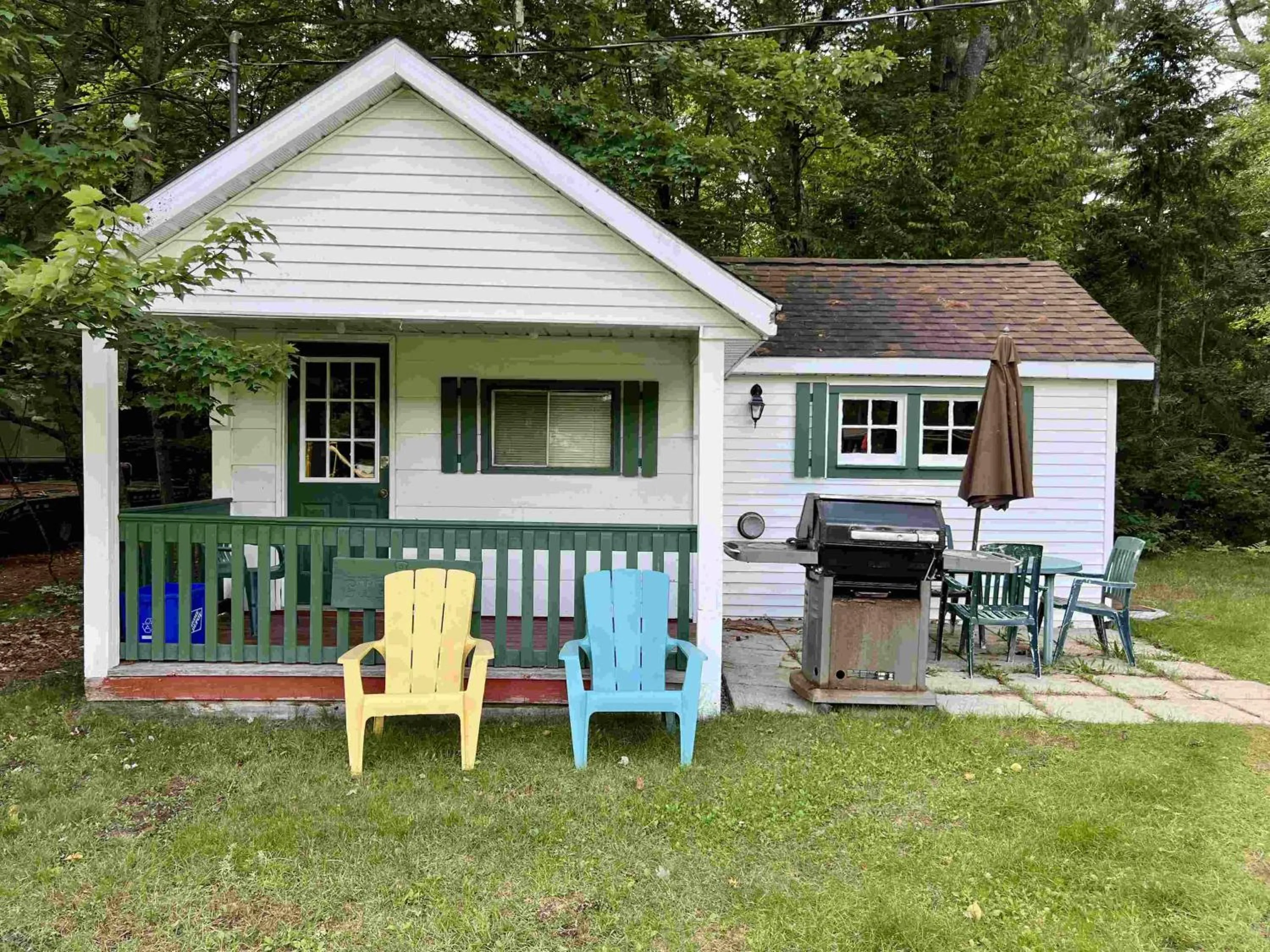 High Falls Bay Cottages, Camping & Waterpark