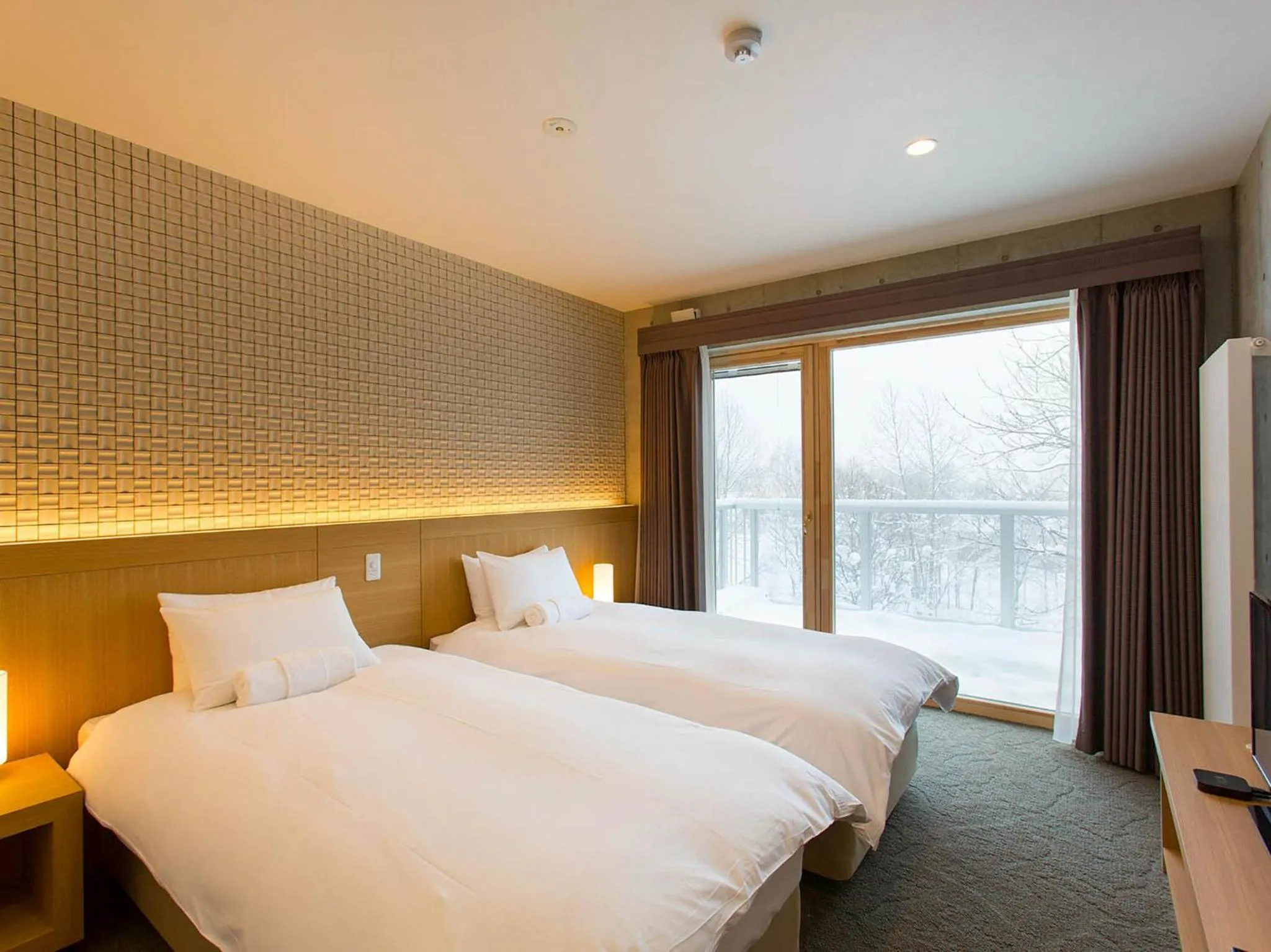 Bed in Mizunara Chalet