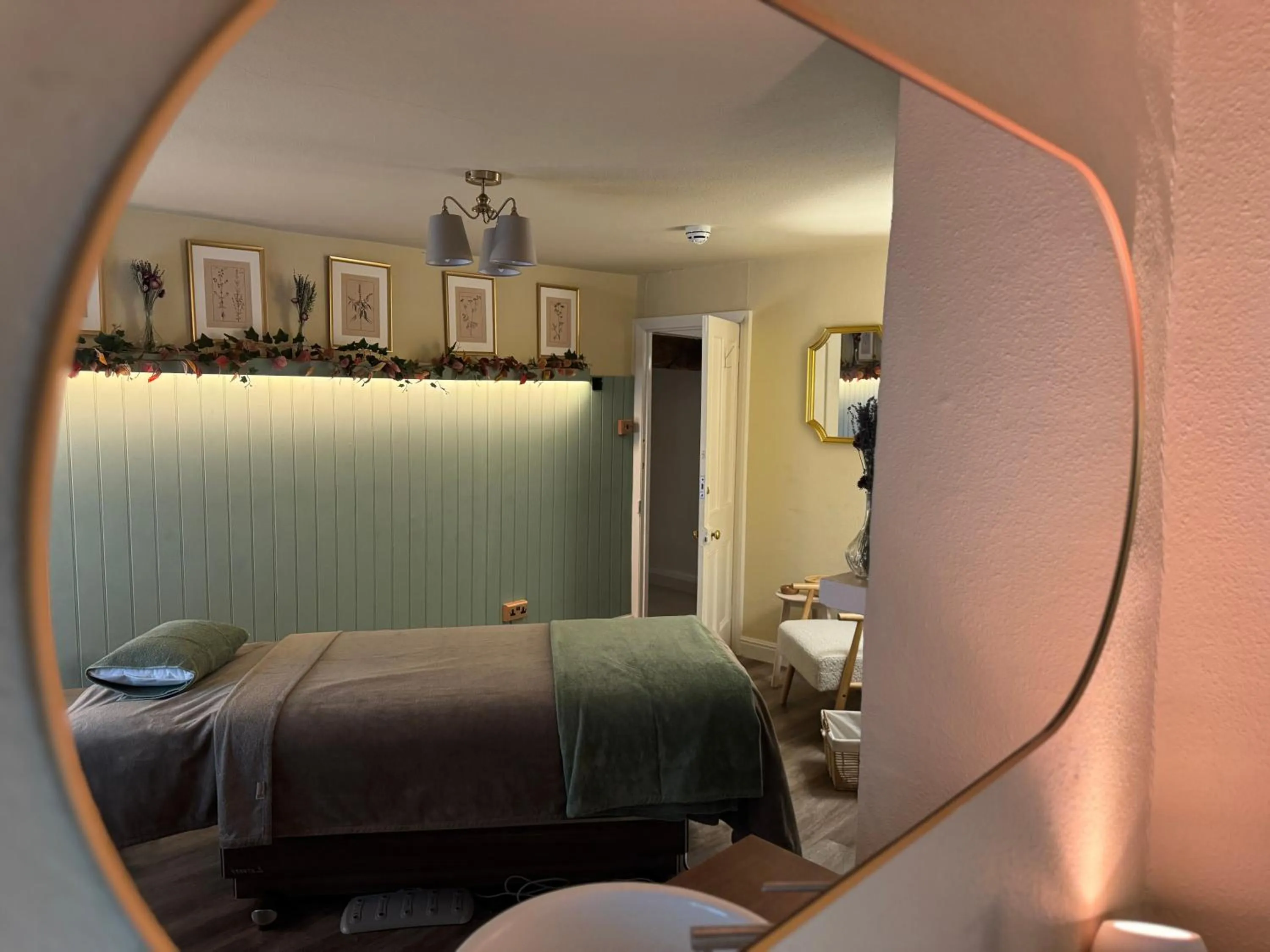 Massage, Bed in Holdsworth House Hotel