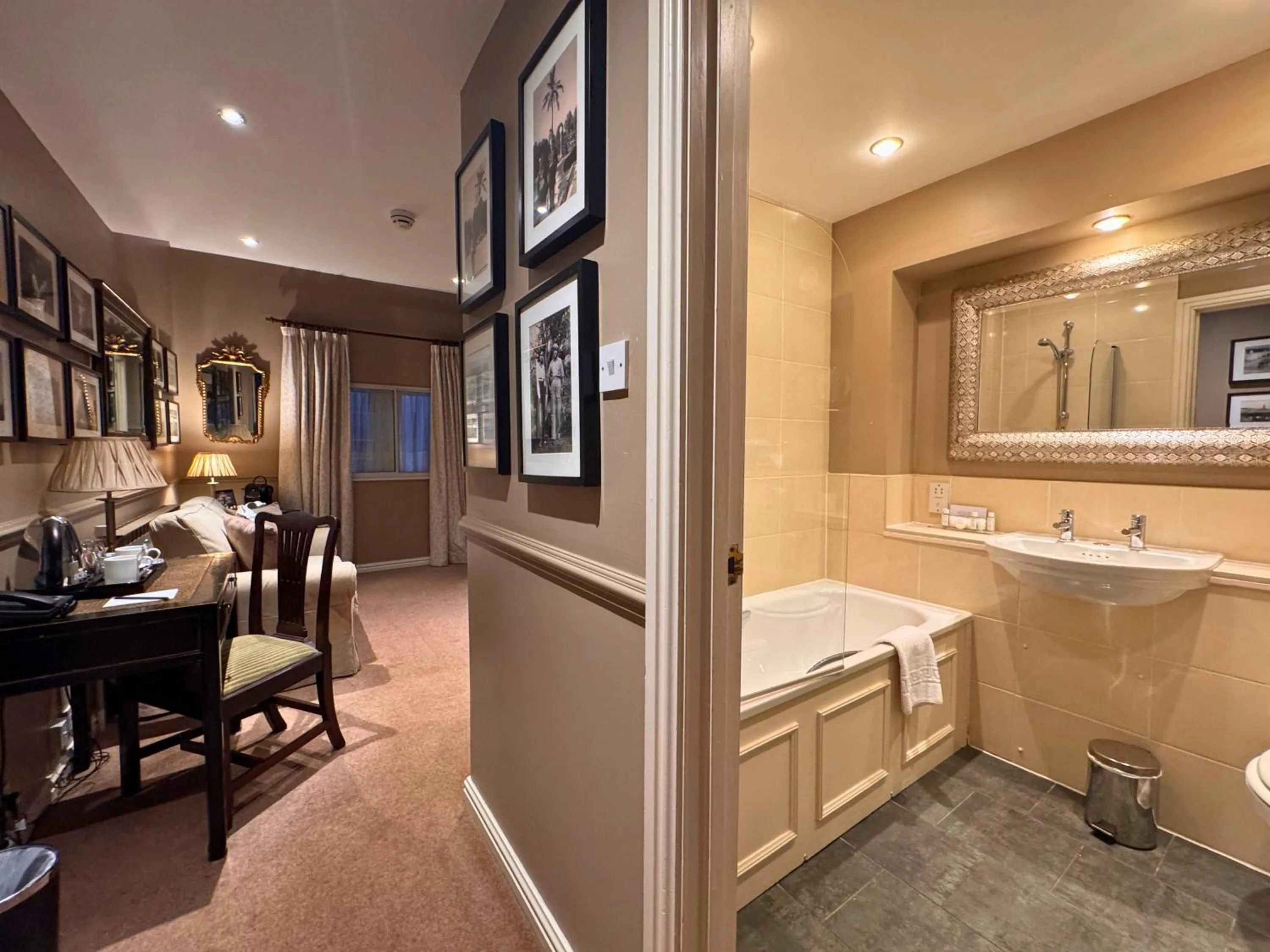 Bathroom in Holdsworth House Hotel