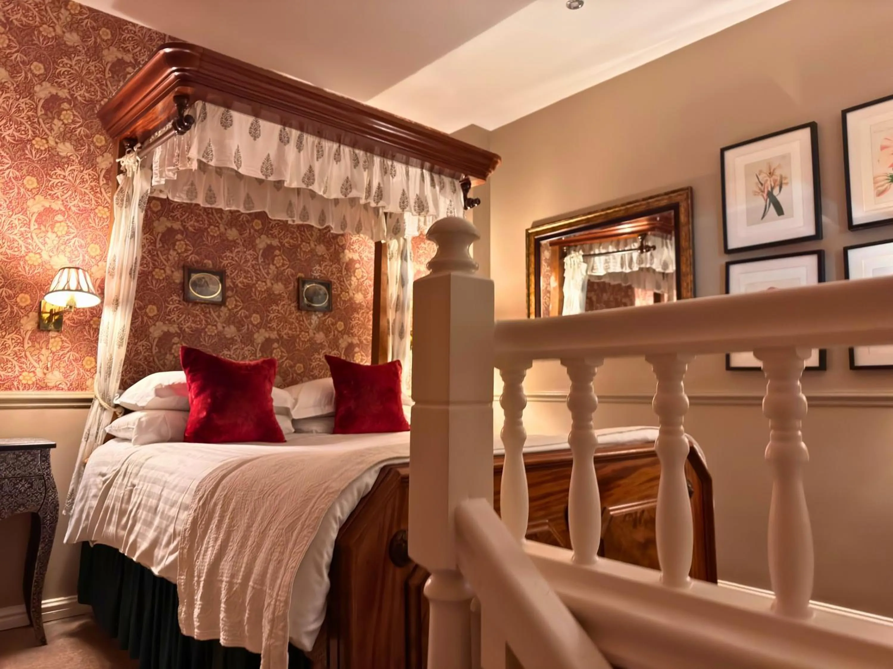 Bed in Holdsworth House Hotel