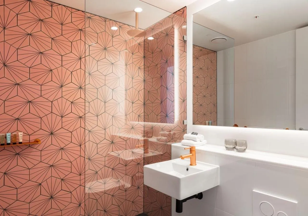 Bathroom in Citadines Connect Sydney Airport