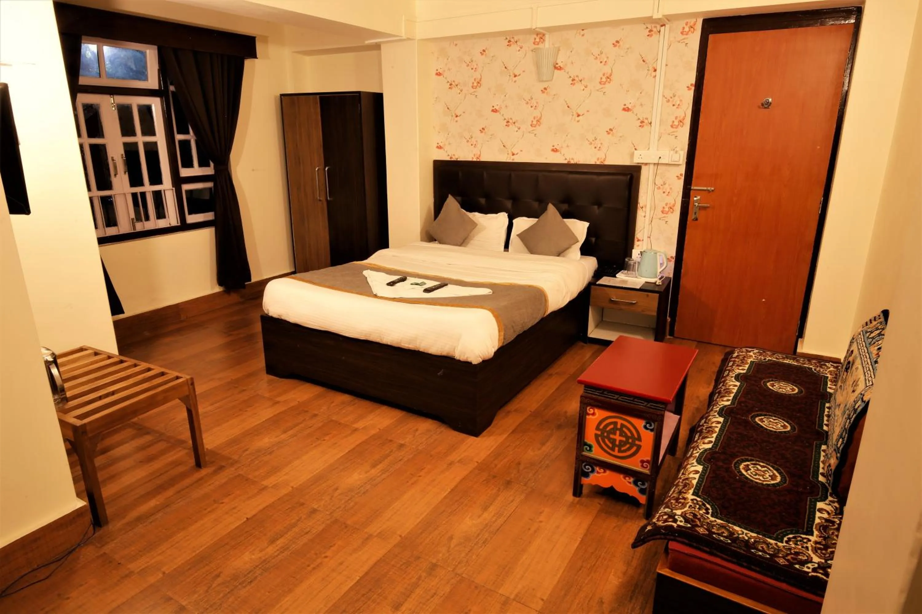 Bedroom, Bed in The Griffon's Nest