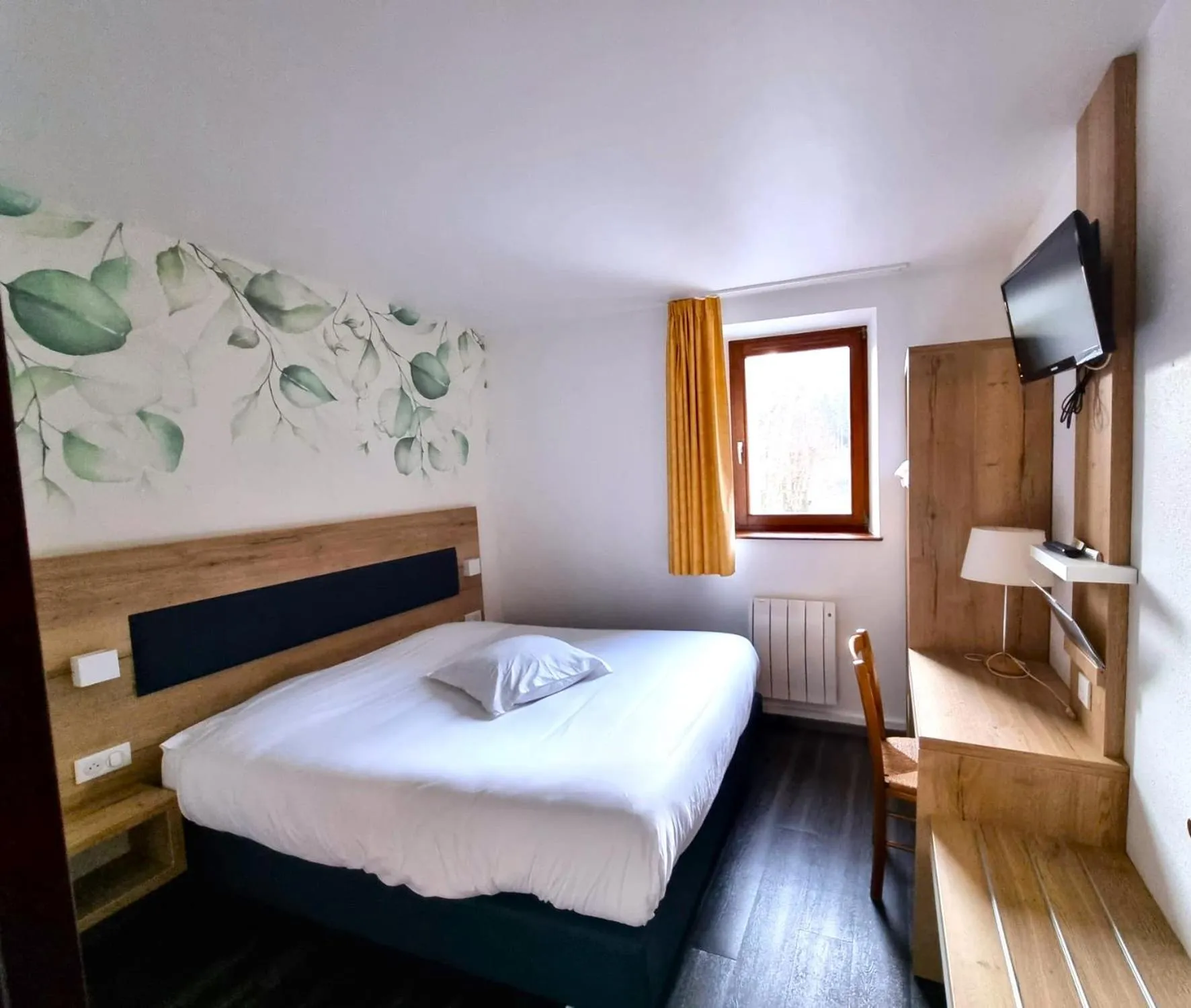 Bed in Auberge Des Mésanges