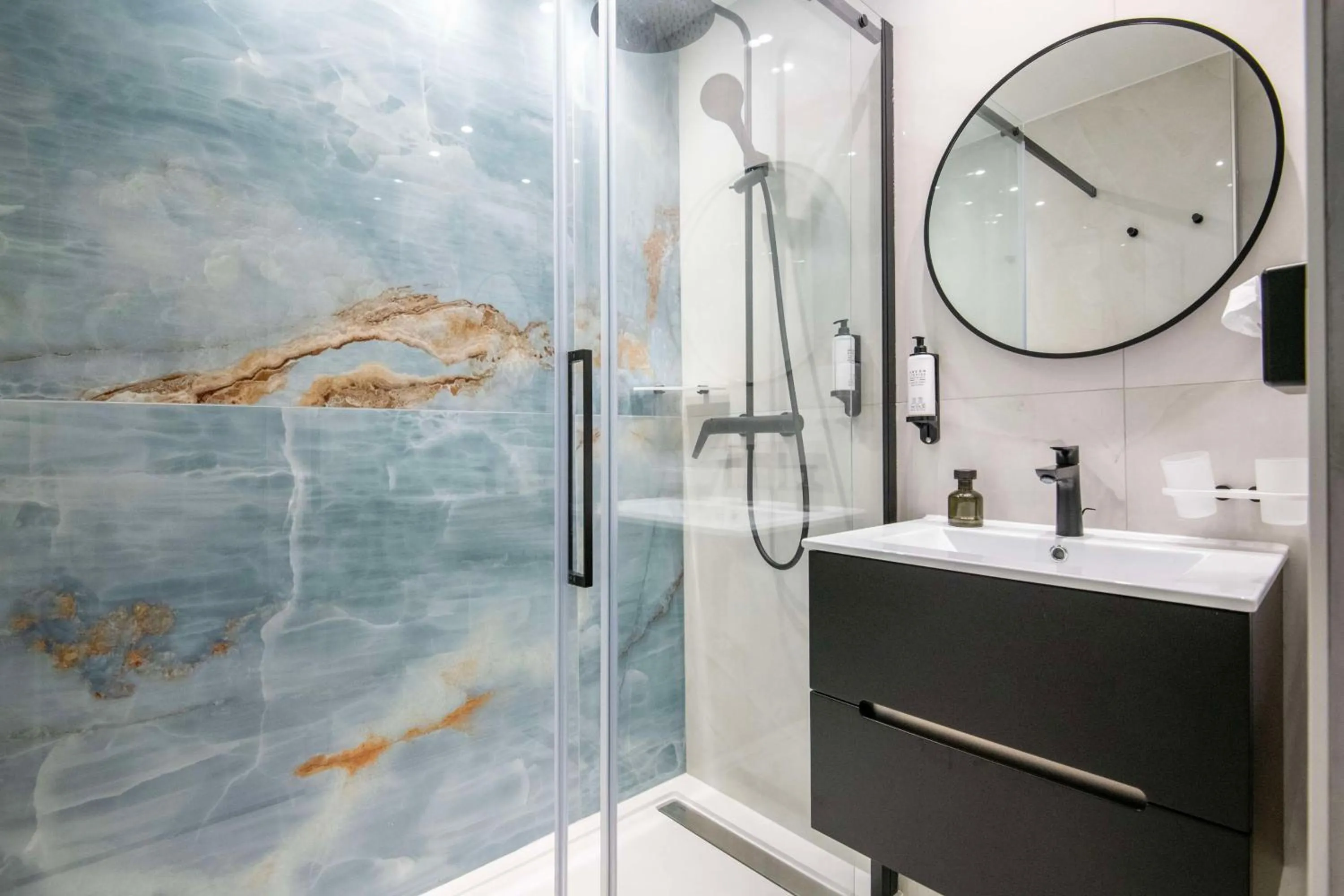 Bathroom in Best Western Alba