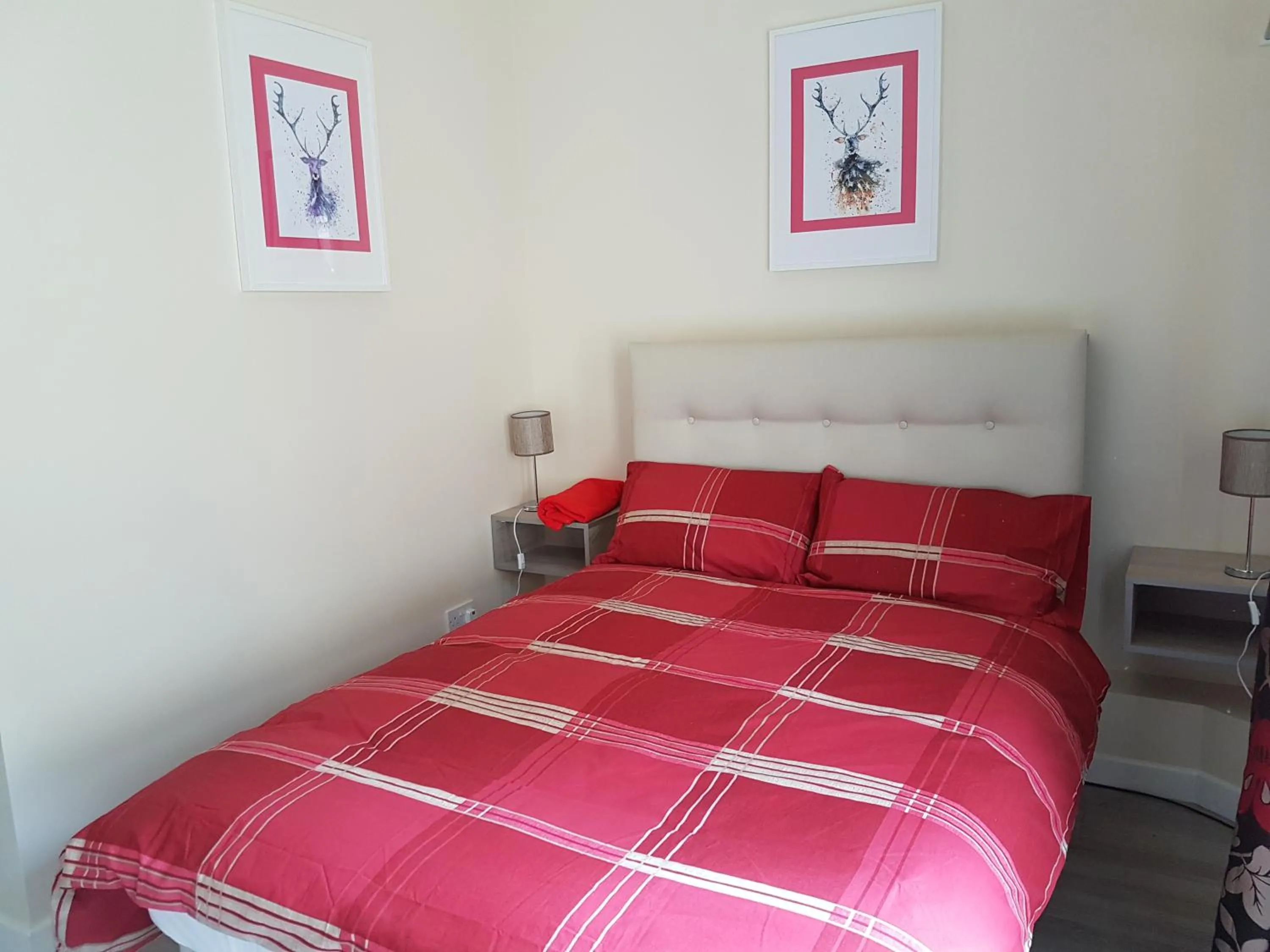 Coffee/tea facilities, Bed in Grant Rooms