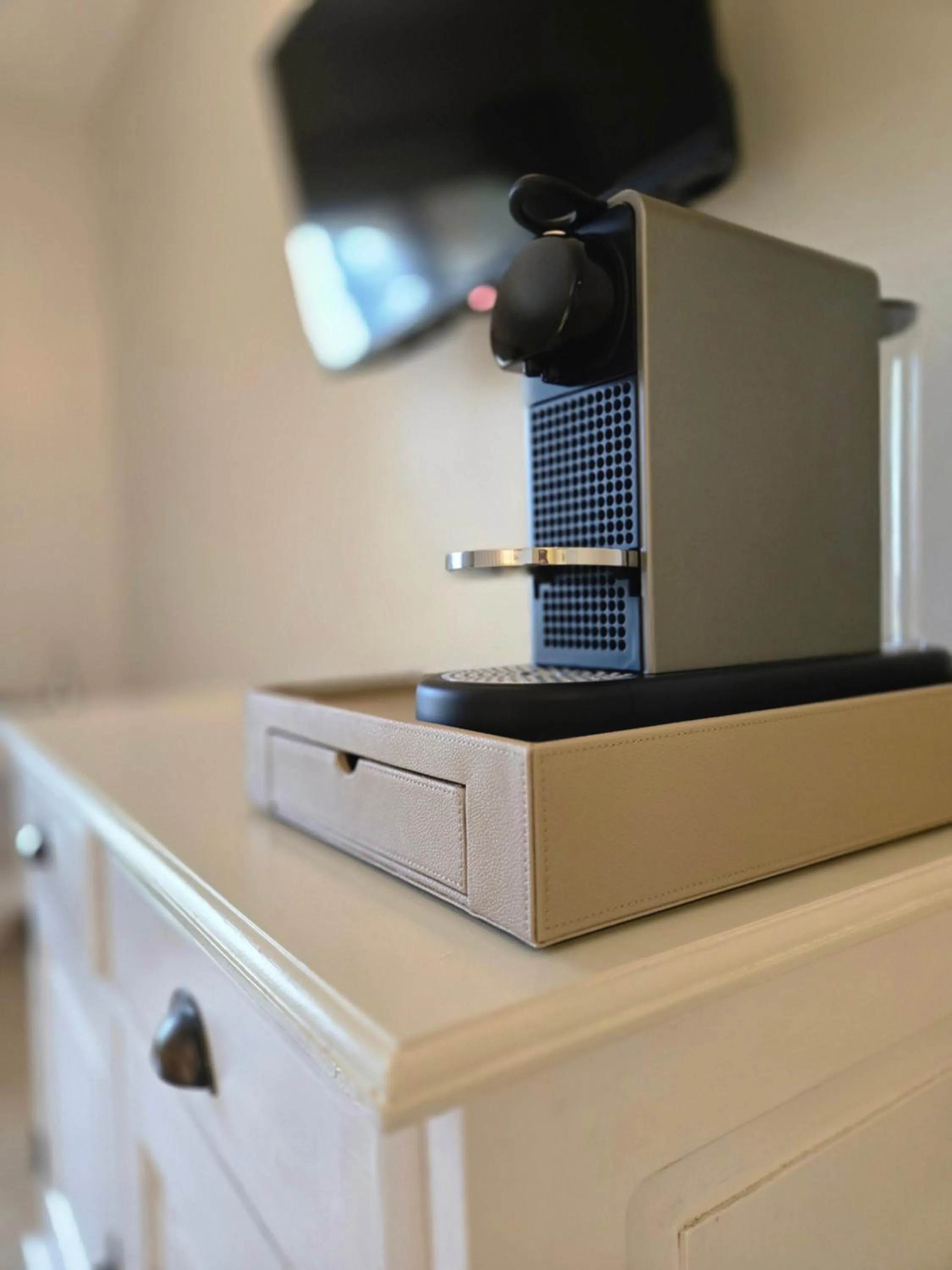 TV and multimedia in CÉRÈS - Boutique-Hôtel & Spa