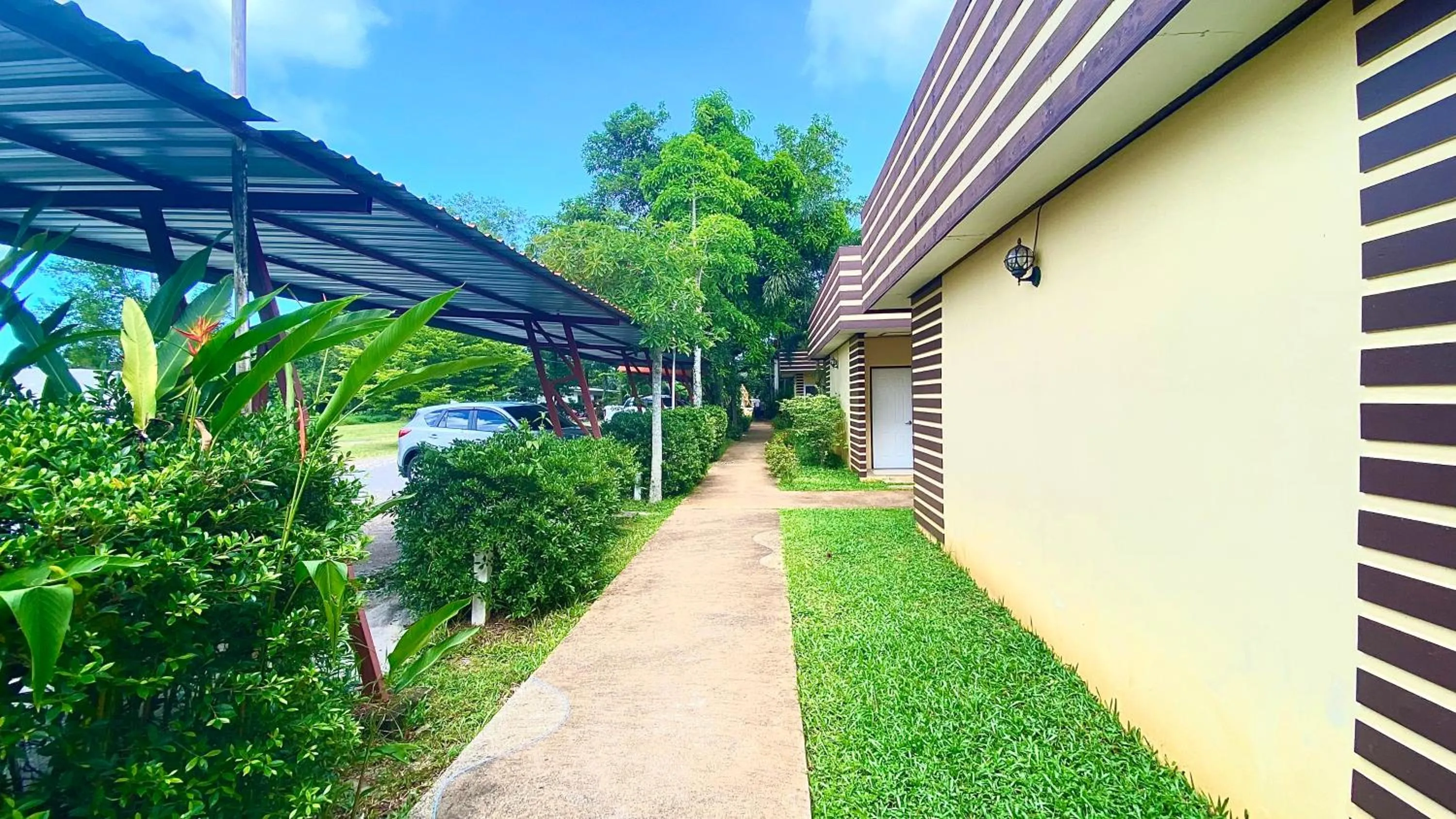 Property building in Kuapa Resort