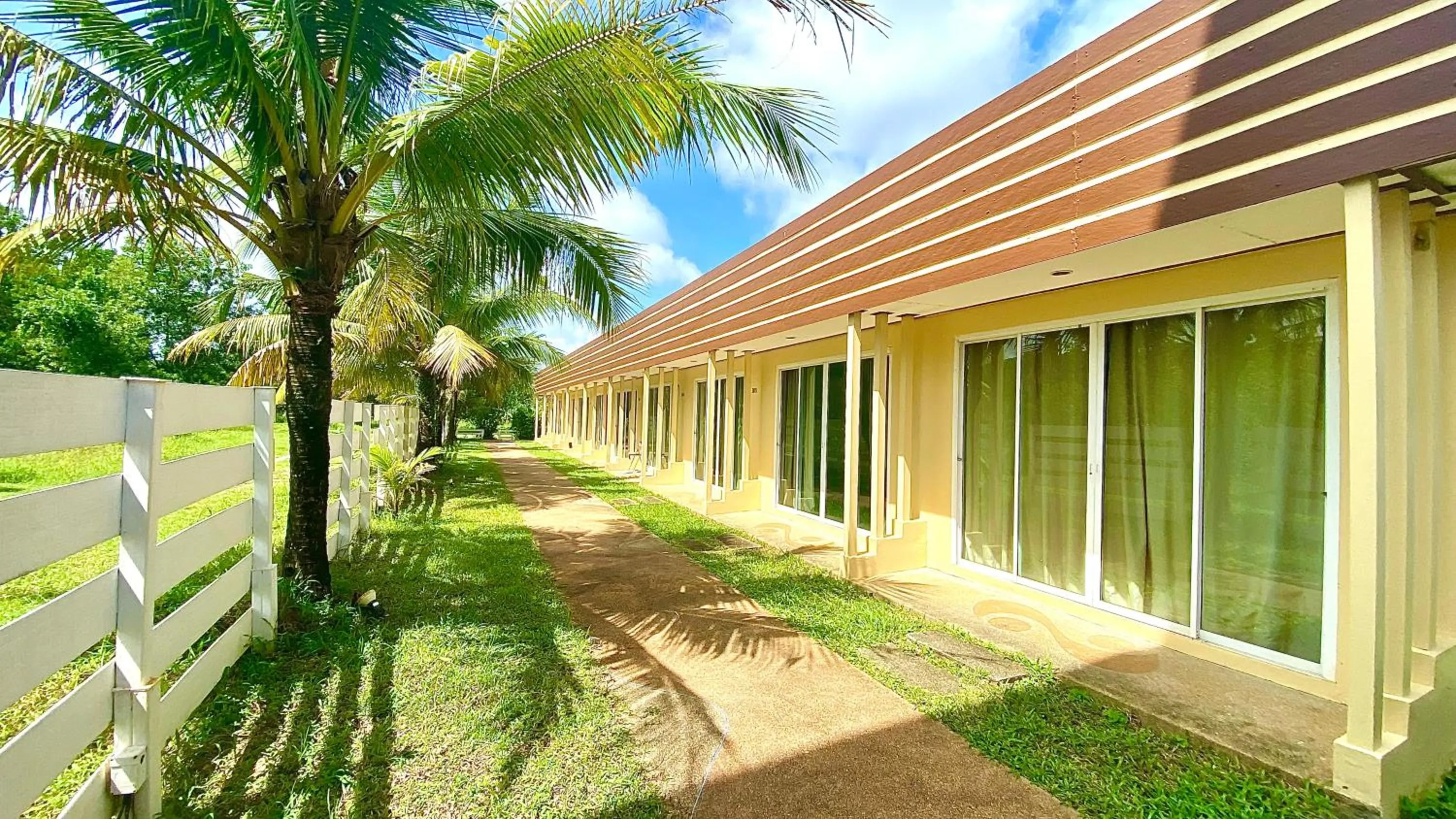 Property building in Kuapa Resort