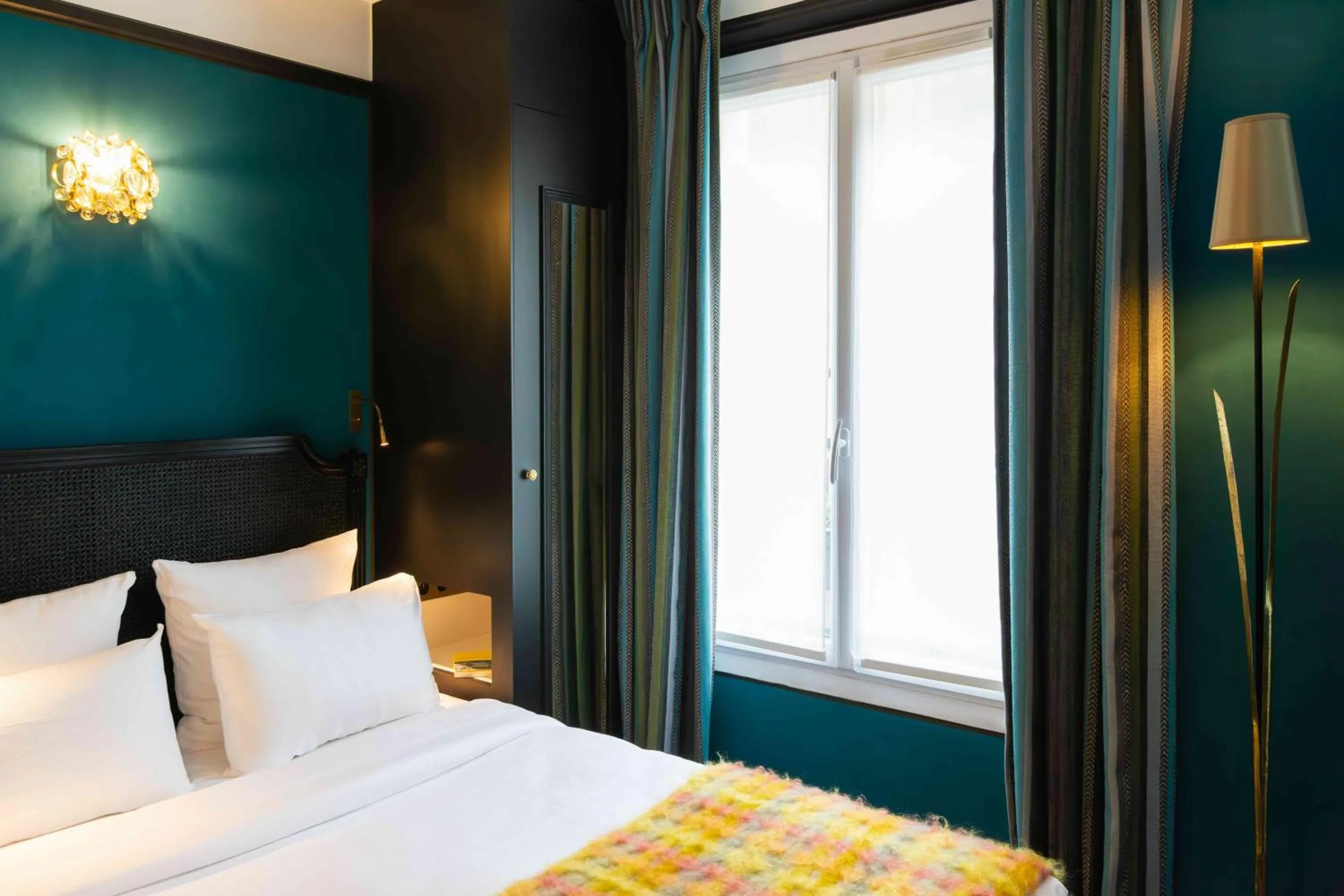 Bedroom, Bed in New Hotel République