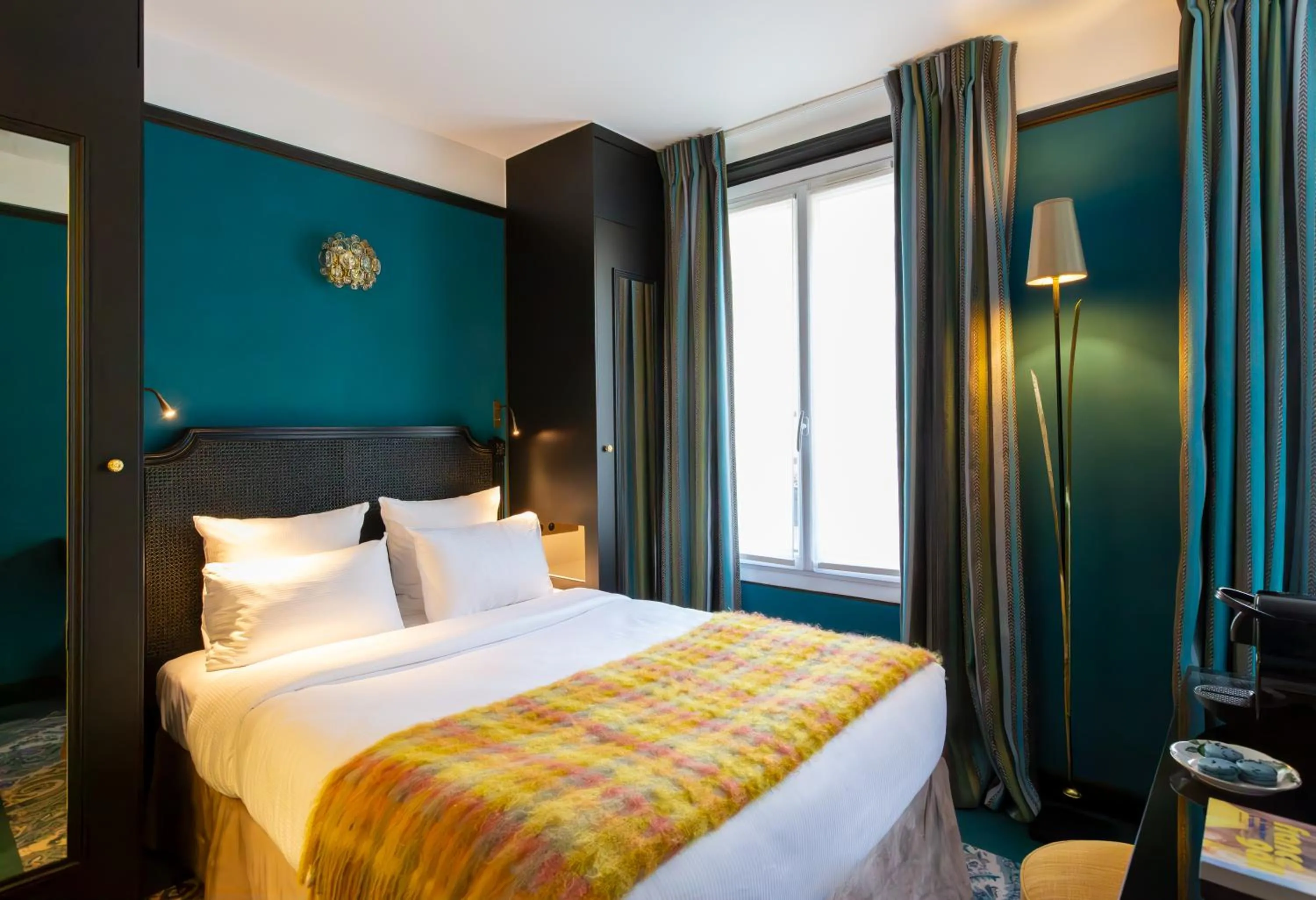 Photo of the whole room, Bed in New Hotel République