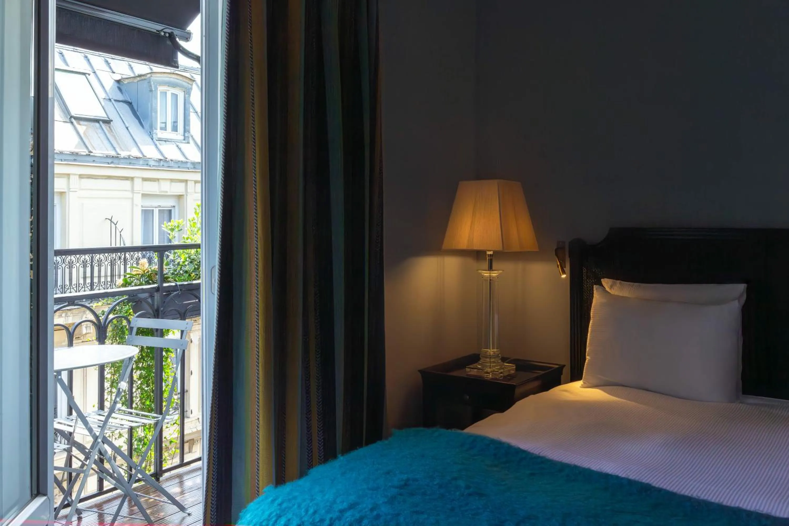 Bedroom, Bed in New Hotel République