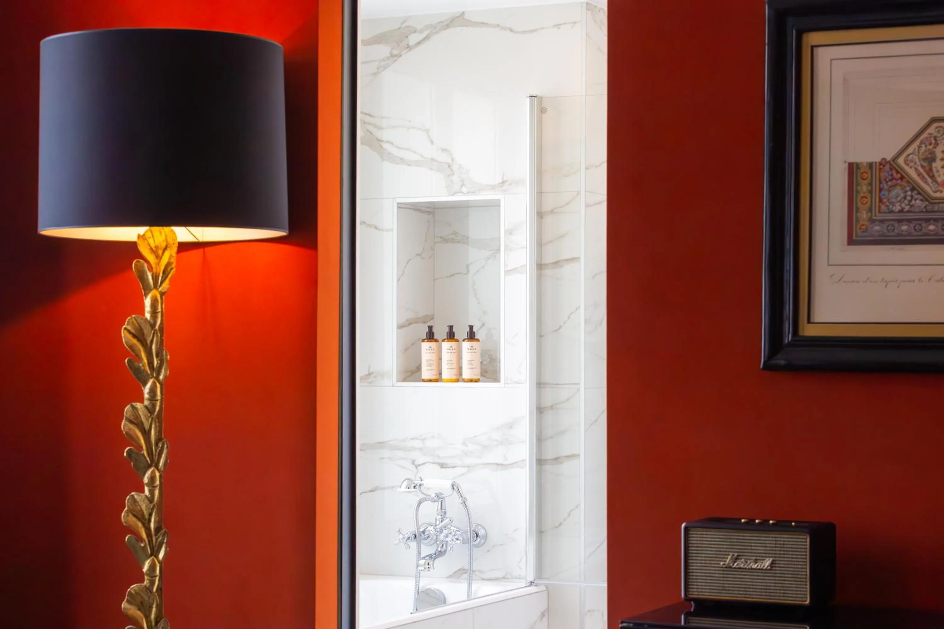 Bathroom in New Hotel République