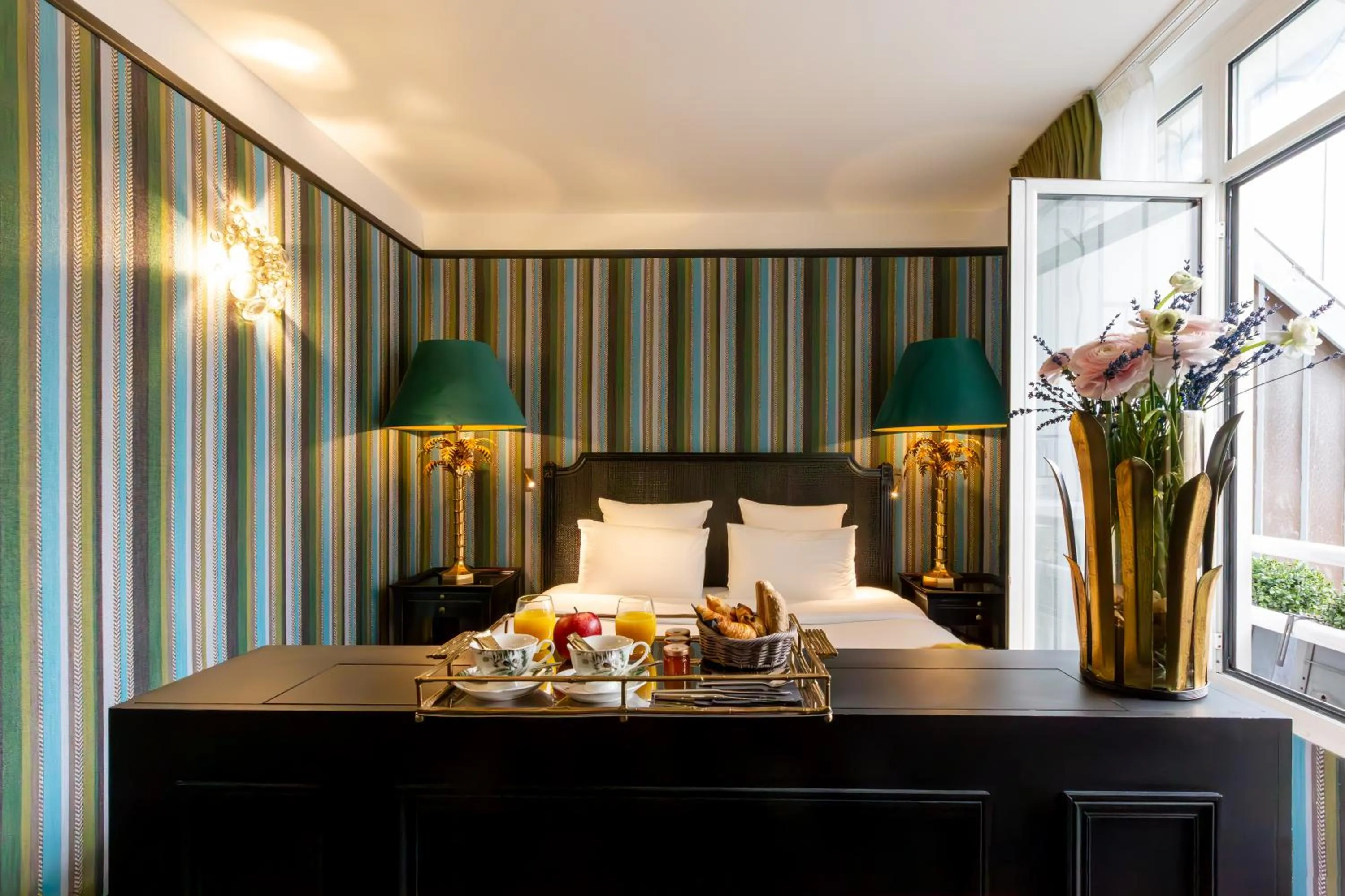 Photo of the whole room, Bed in New Hotel République