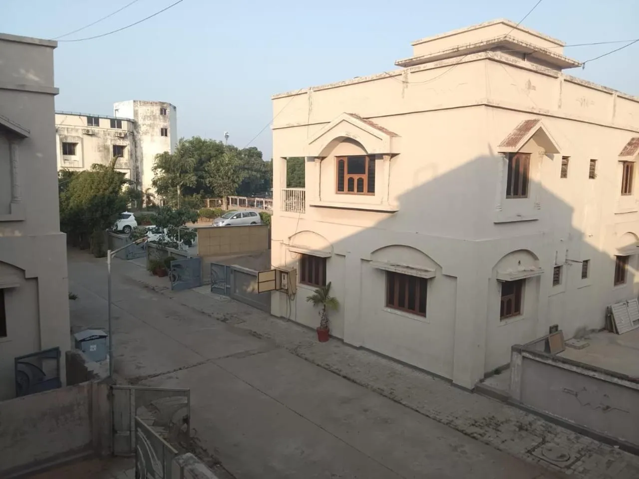 Hotel Ashray Inn Express