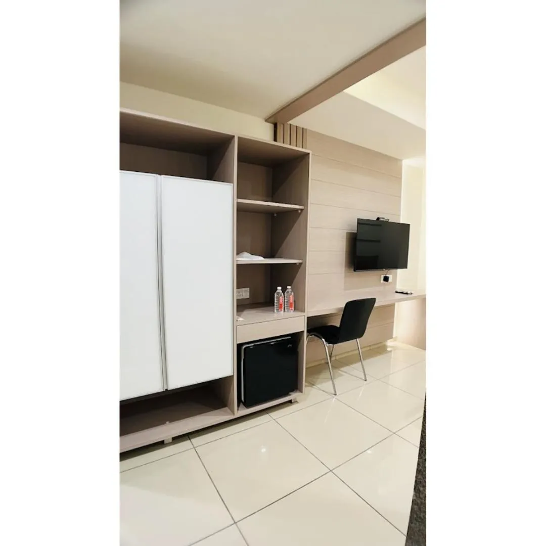 Hotel Ashray Inn Express