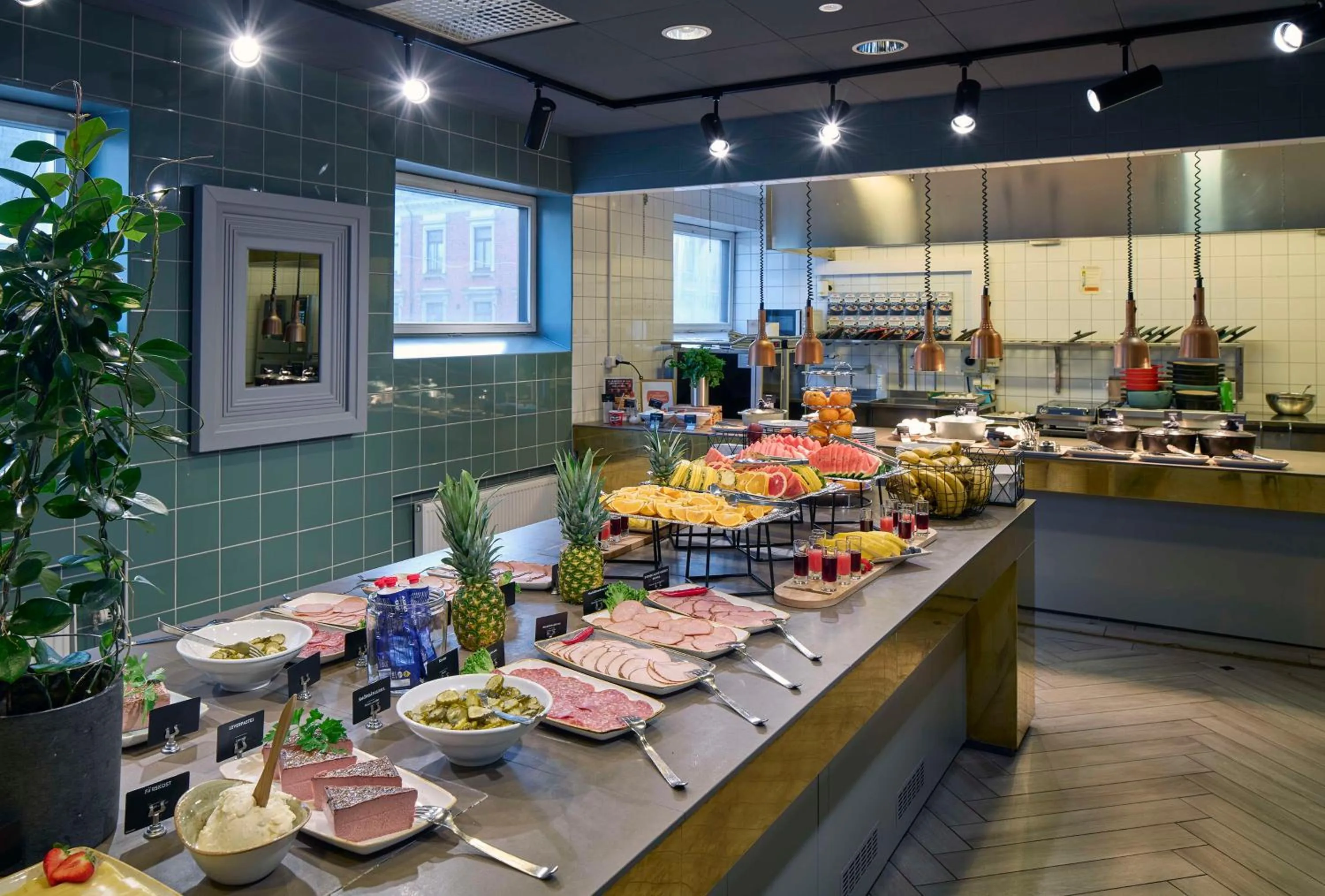 Breakfast in Scandic Rubinen